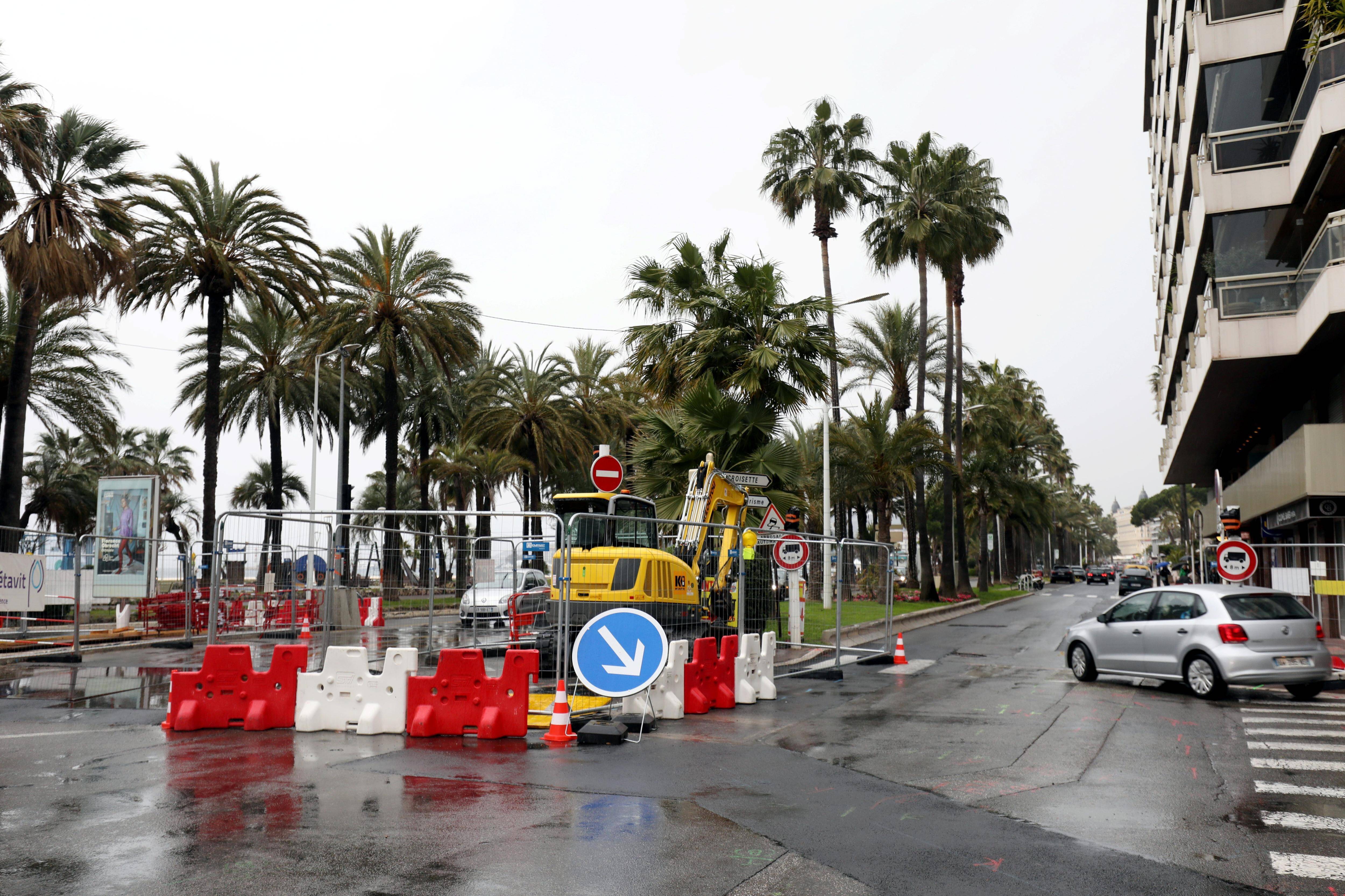 Cannes entend utiliser l'énergie marine pour alimenter habitations et hôtels, et le chantier vient de commencer