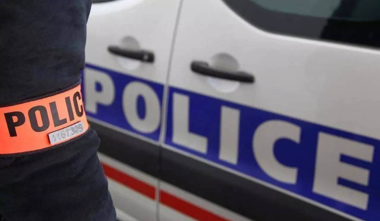 À Nice, 8 kg d'herbe de cannabis, 500 grammes de cocaïne, une arme et 5 gilets pare-balles découverts