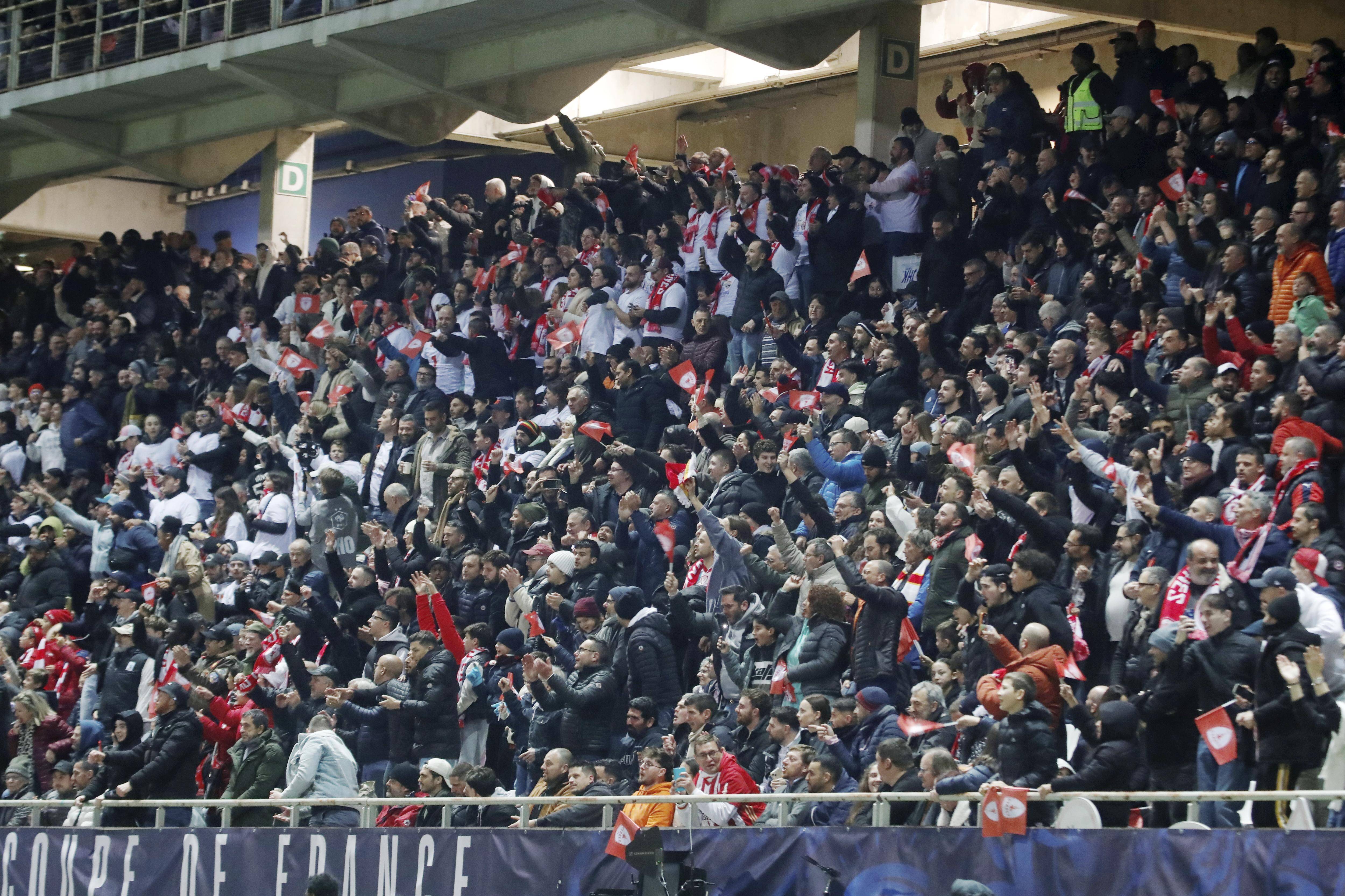 « Il pratique des tarifs Ligue des Champions »: le prix des places pour la demi-finale de Coupe de France Cannes-Reims fait jaser