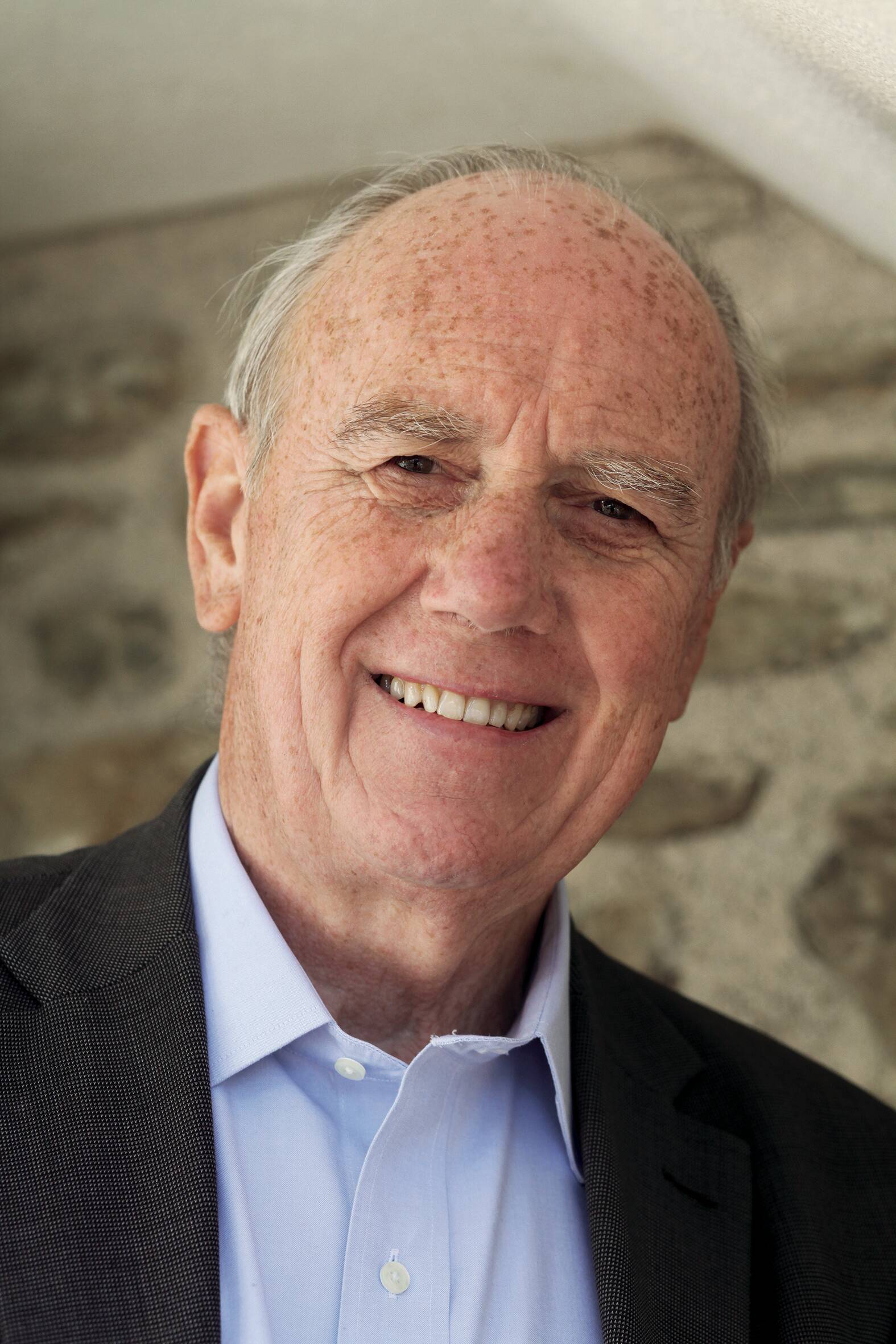 "Pardon? Vu les casseroles qu'Henri Joyeux traîne": la venue du professeur Joyeux pour une conférence sur le cancer fait polémique près de Monaco