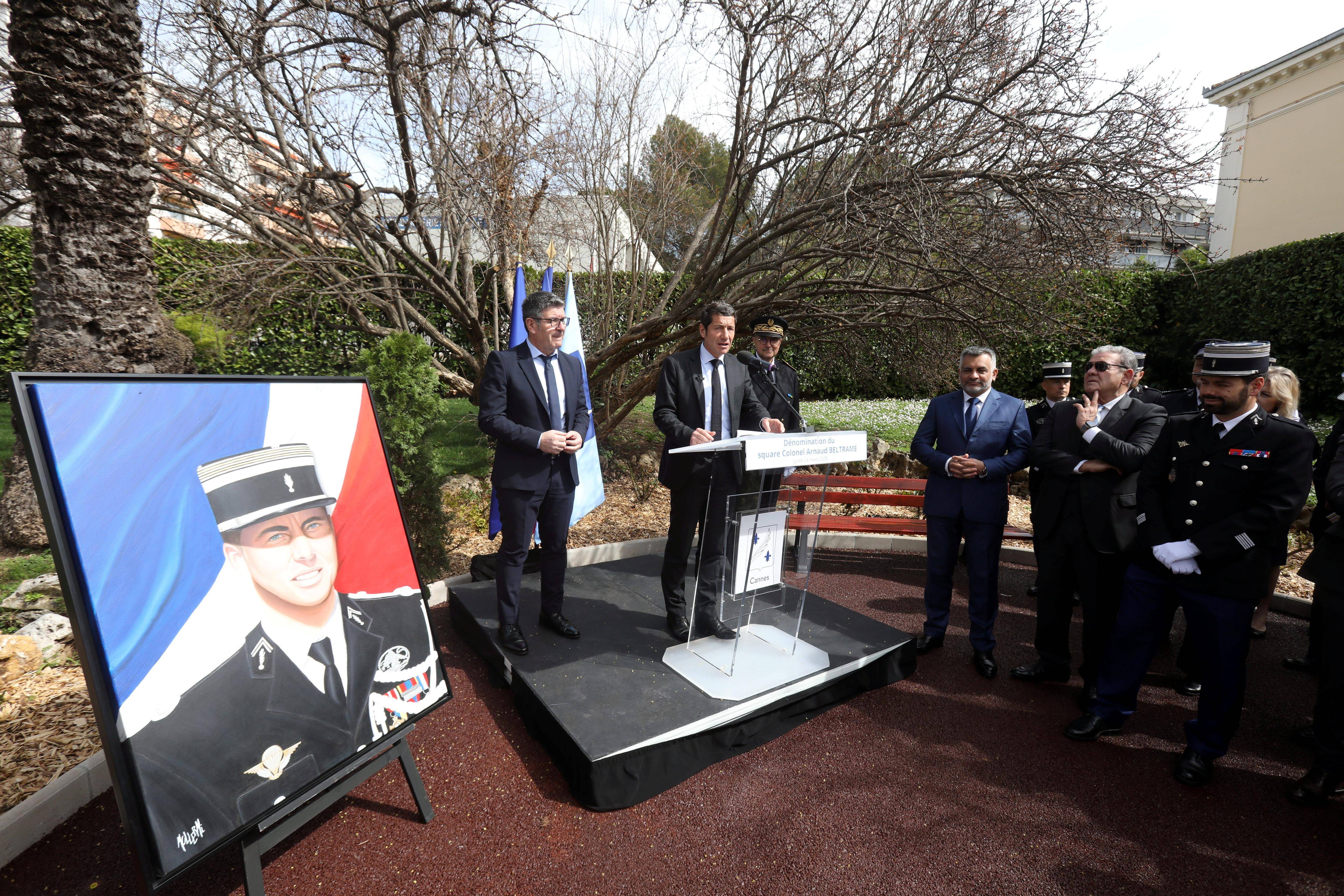 "Mort pour la France, en homme libre, loyal et courageux"... Cannes dénomme un square en hommage au colonel Arnaud Beltrame