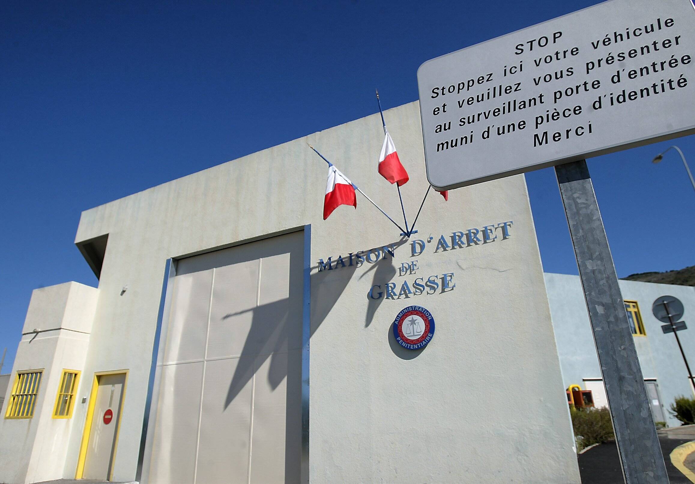 "Il m'a volé mon téléphone et soutiré de l'argent, j'ai voulu le marquer à vie pour qu'il se souvienne de moi": quatre ans ferme pour avoir ébouillanté son codétenu