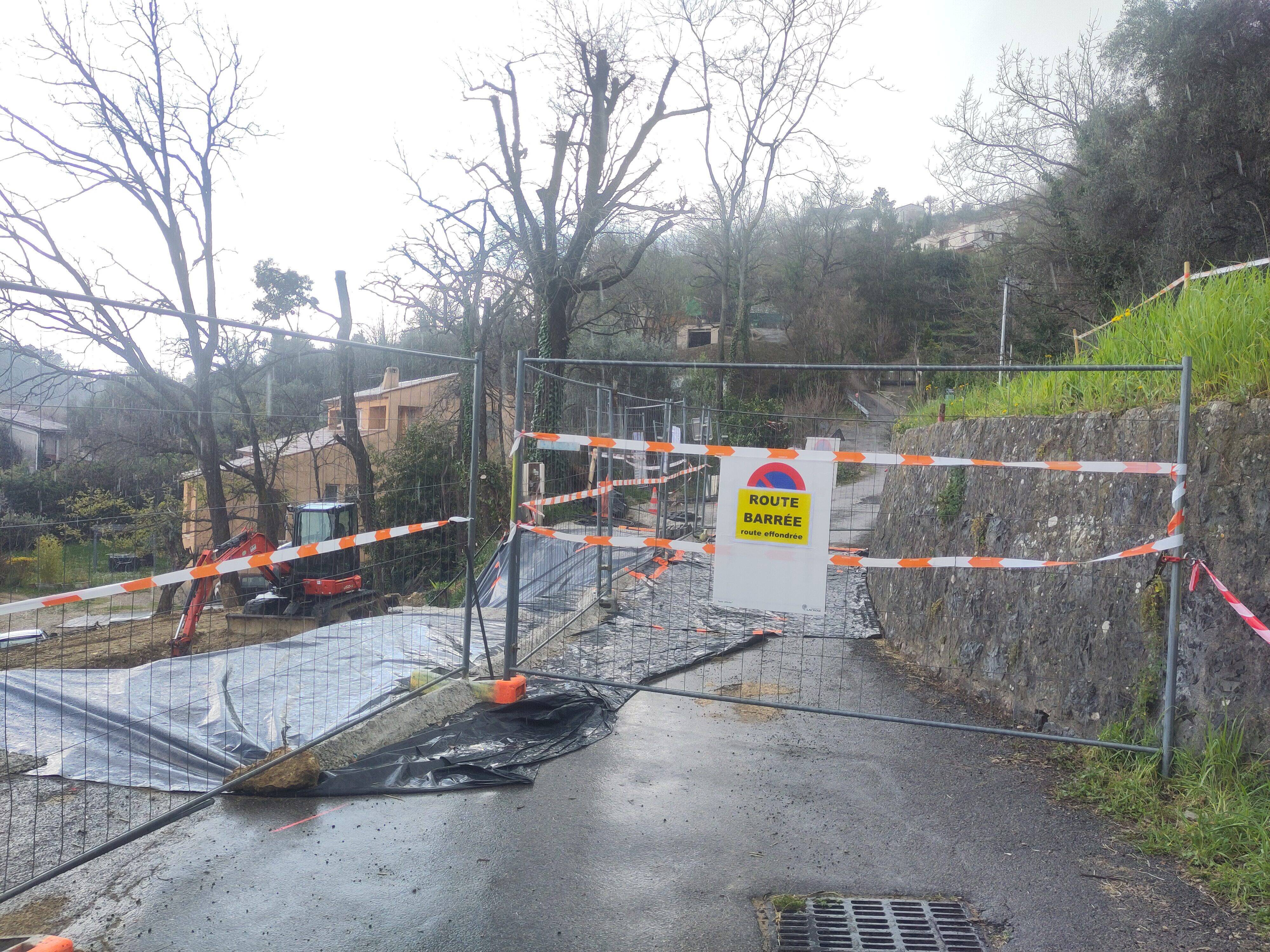 "Si demain, il y a le feu, on fait comment?": après l'affaissement de la route, ces habitants sont coincés chez eux dans ce village près de Grasse