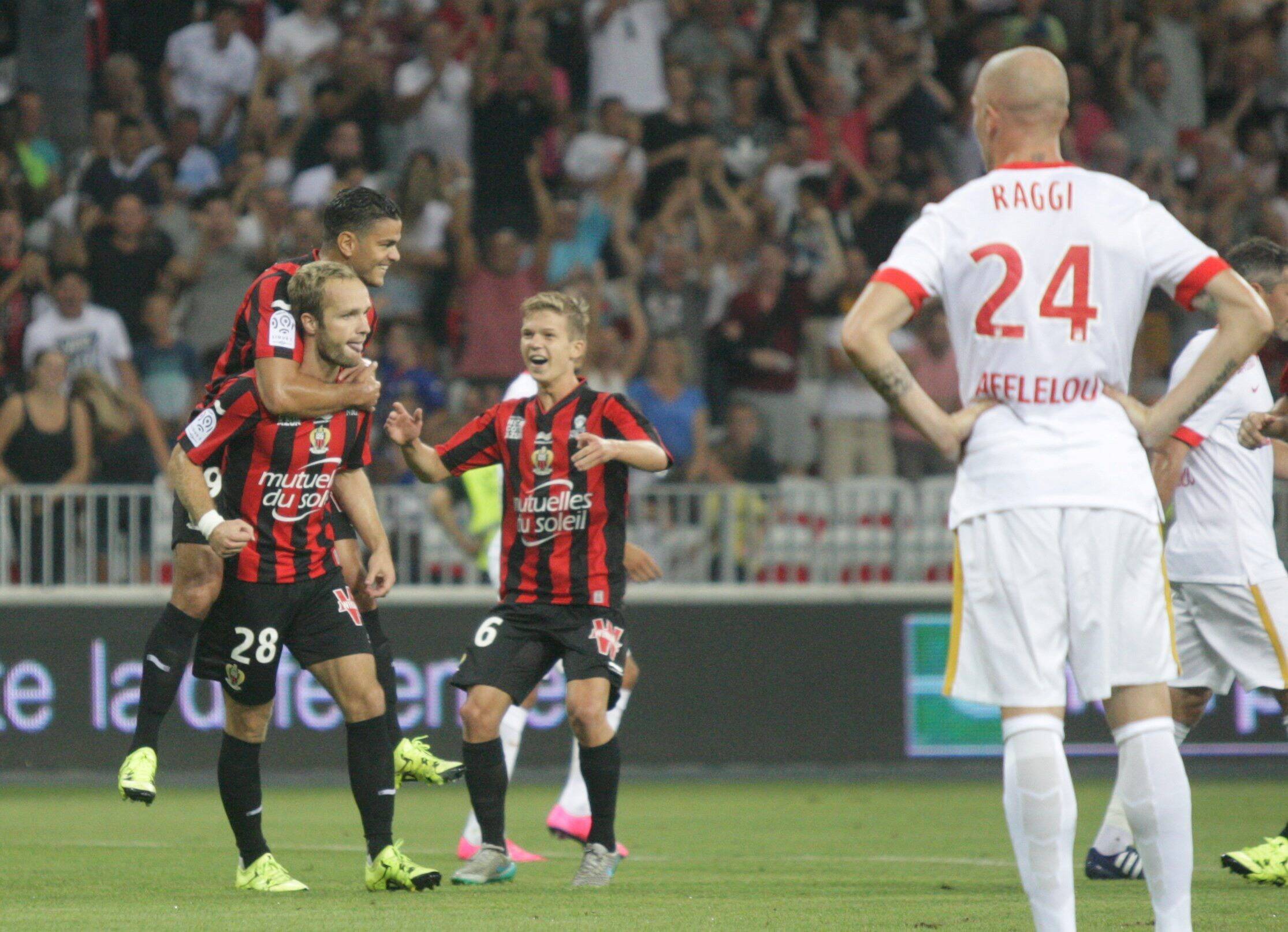 "Je mettrais une pièce sur Akliouche"... Ancien attaquant de Monaco et de Nice, Valère Germain se livre avant le derby