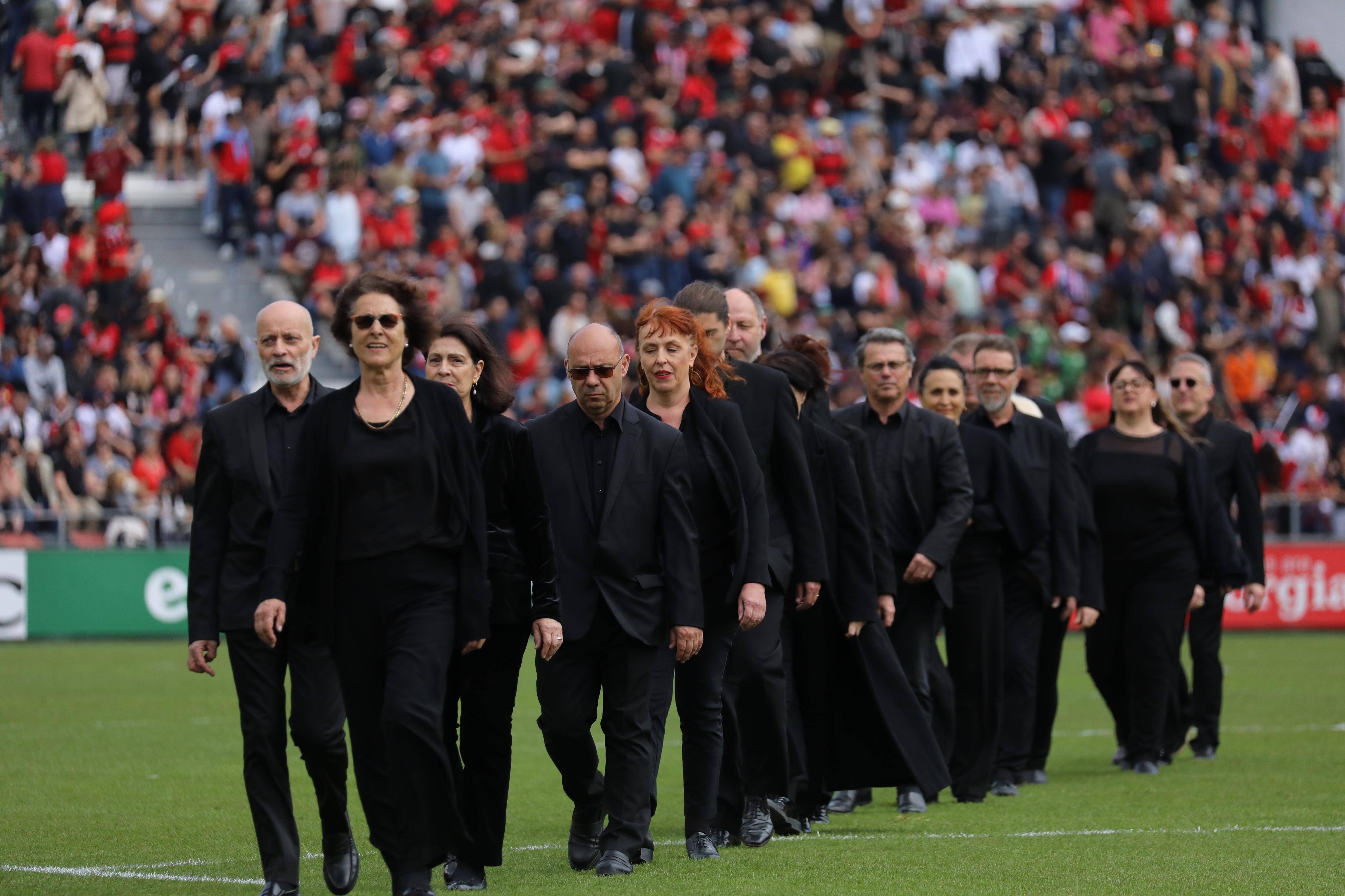 Les chanteurs de l'Opéra de Toulon tirent une nouvelle fois la sonnette d'alarme: "Le chSur est plus que jamais menacé"