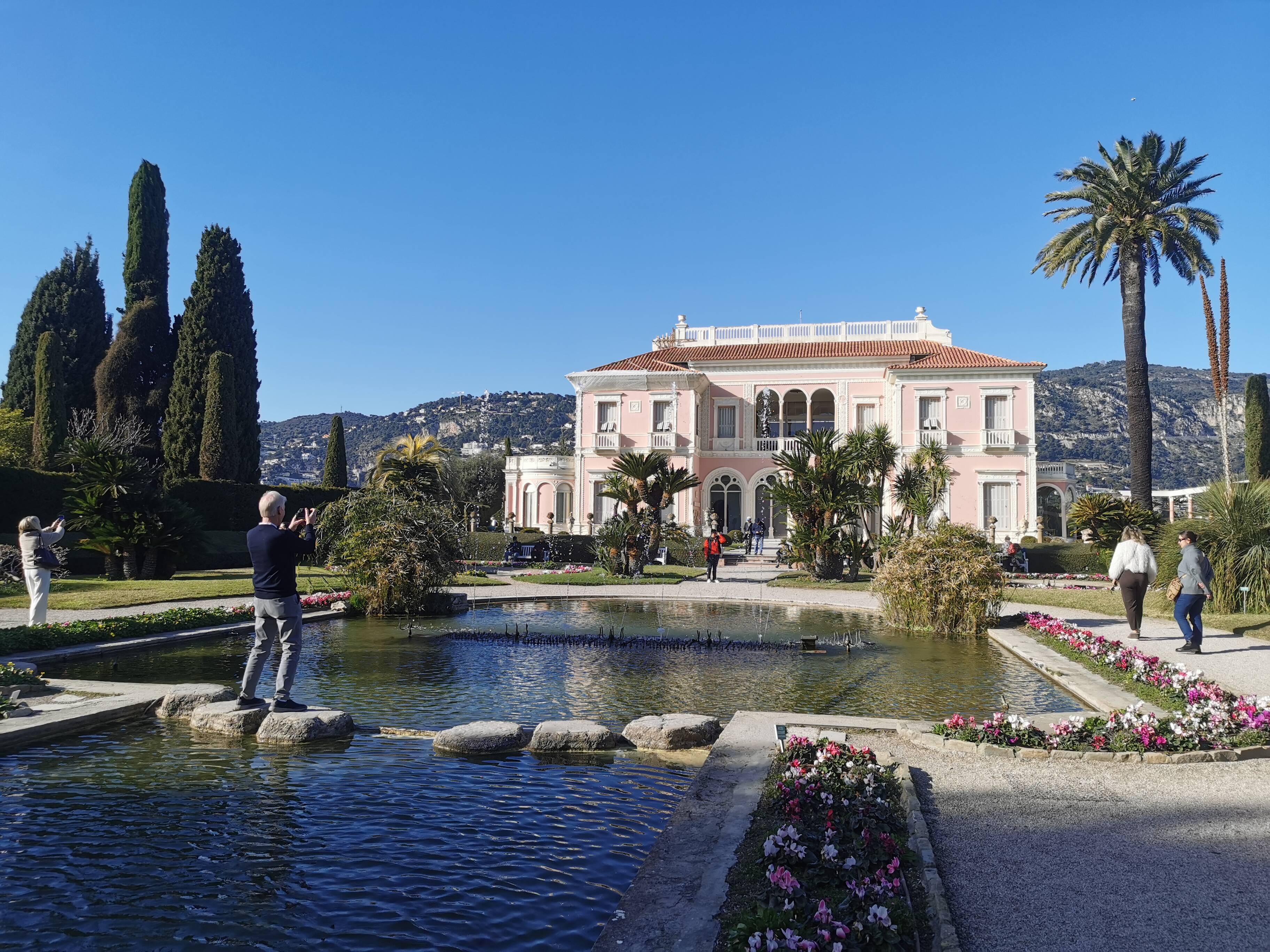 Ue vague de restaurations lancée à la villa Ephrussi-de-Rothschild, la nouvelle conservatrice de ce joyau de la Côte d'Azur nous en dit plus