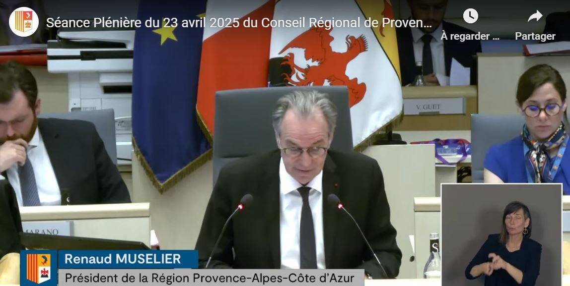 Conseil régional: une minute de silence pour le pape François et un hommage à Jean-Marie Le Pen