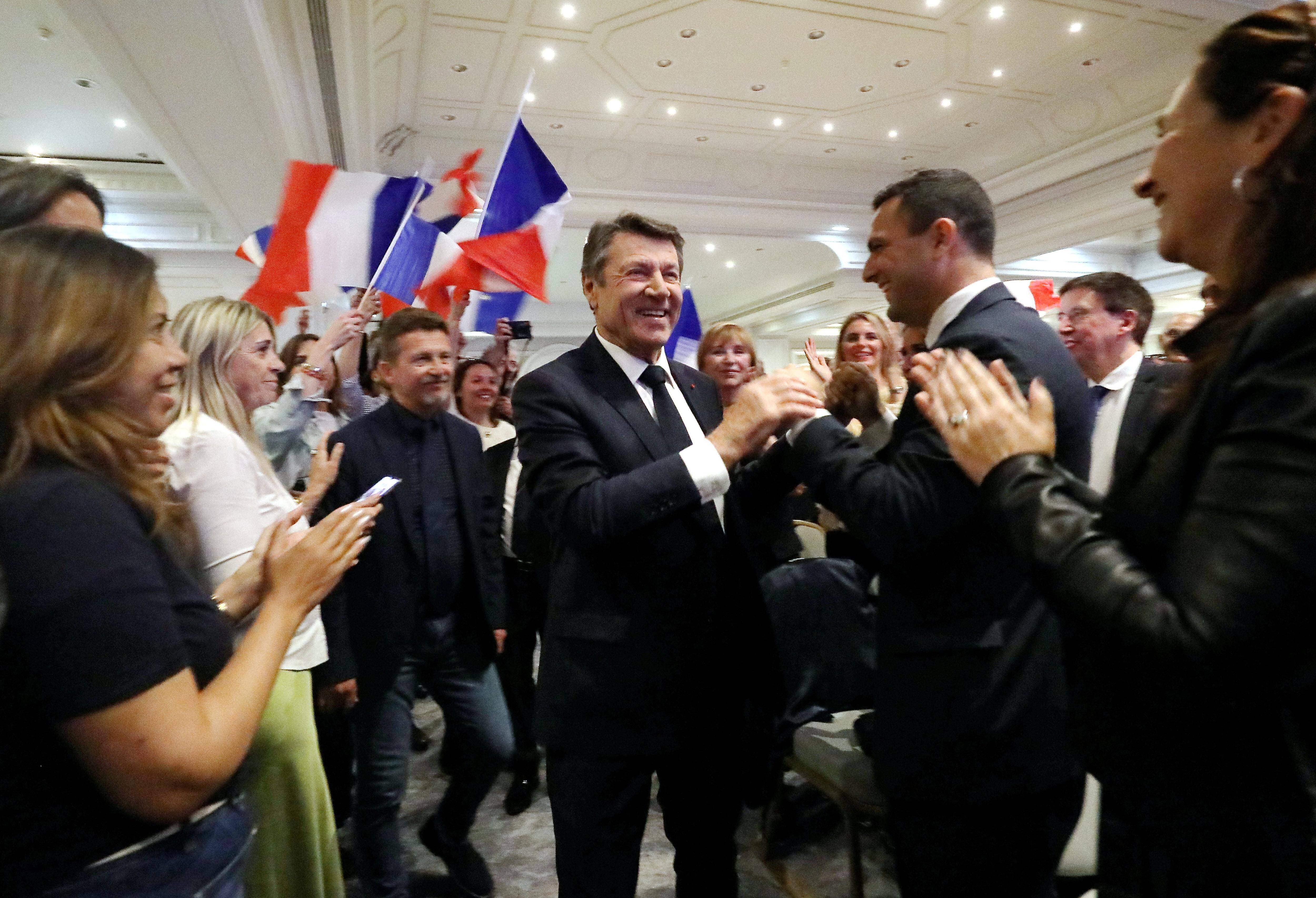 "Il faut un choc d'autorité, dans la rue, dans les tribunaux et à l'école": immigration, délinquance... Estrosi durcit le ton à un an des municipales