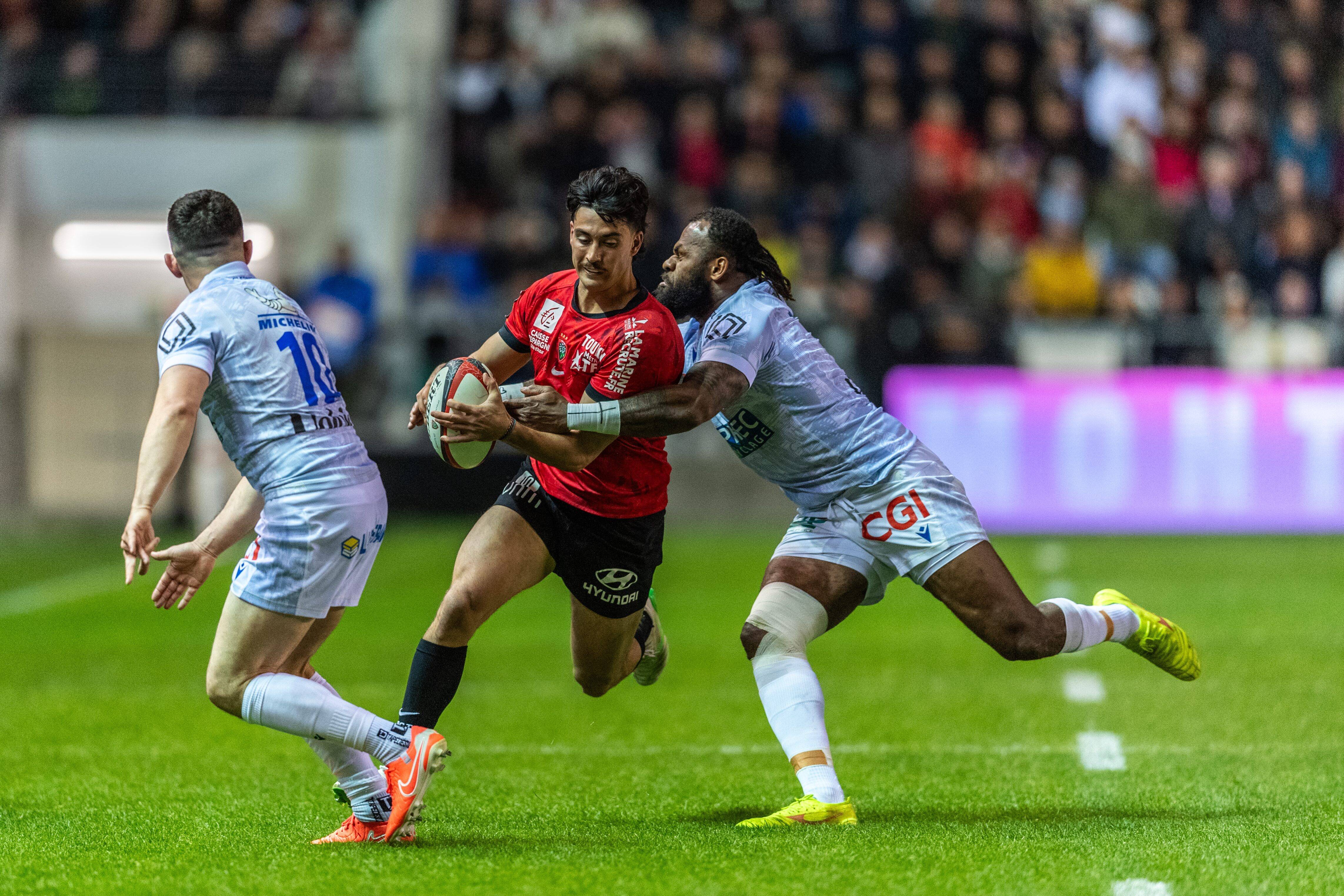 "Tu ne sais jamais ce qu'il va faire avec le ballon": Marius Domon, le dix qui tombe à pic pour le RCT