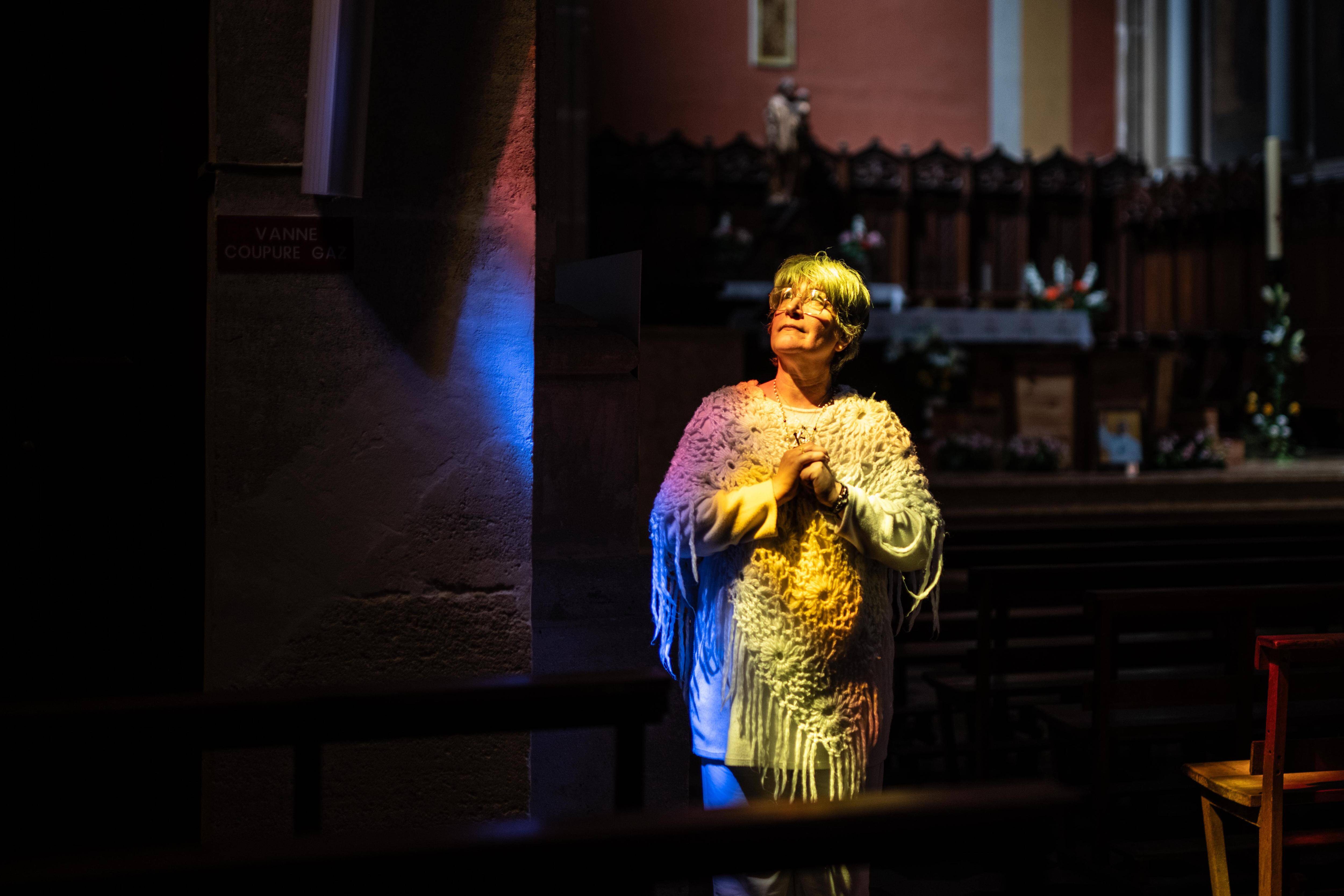 "Je ressens une soif immense de grandir spirituellement": le nombre de baptêmes d'adultes et d'adolescents bat des records