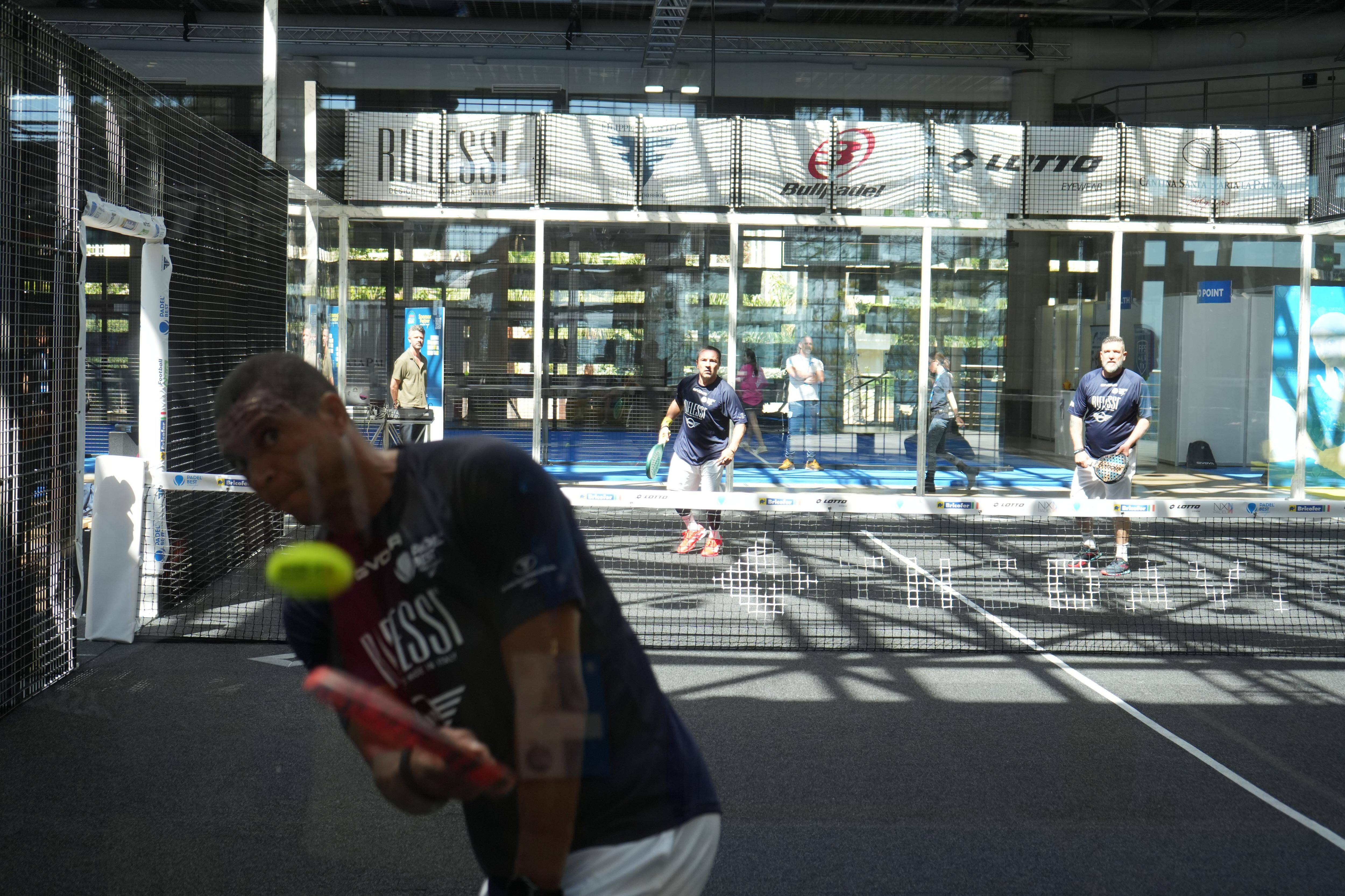 "Ça ressemble au football d'autrefois": Dida, Candela, Frey, Signori... la padel-mania gagne les ex-footballeurs à Monaco
