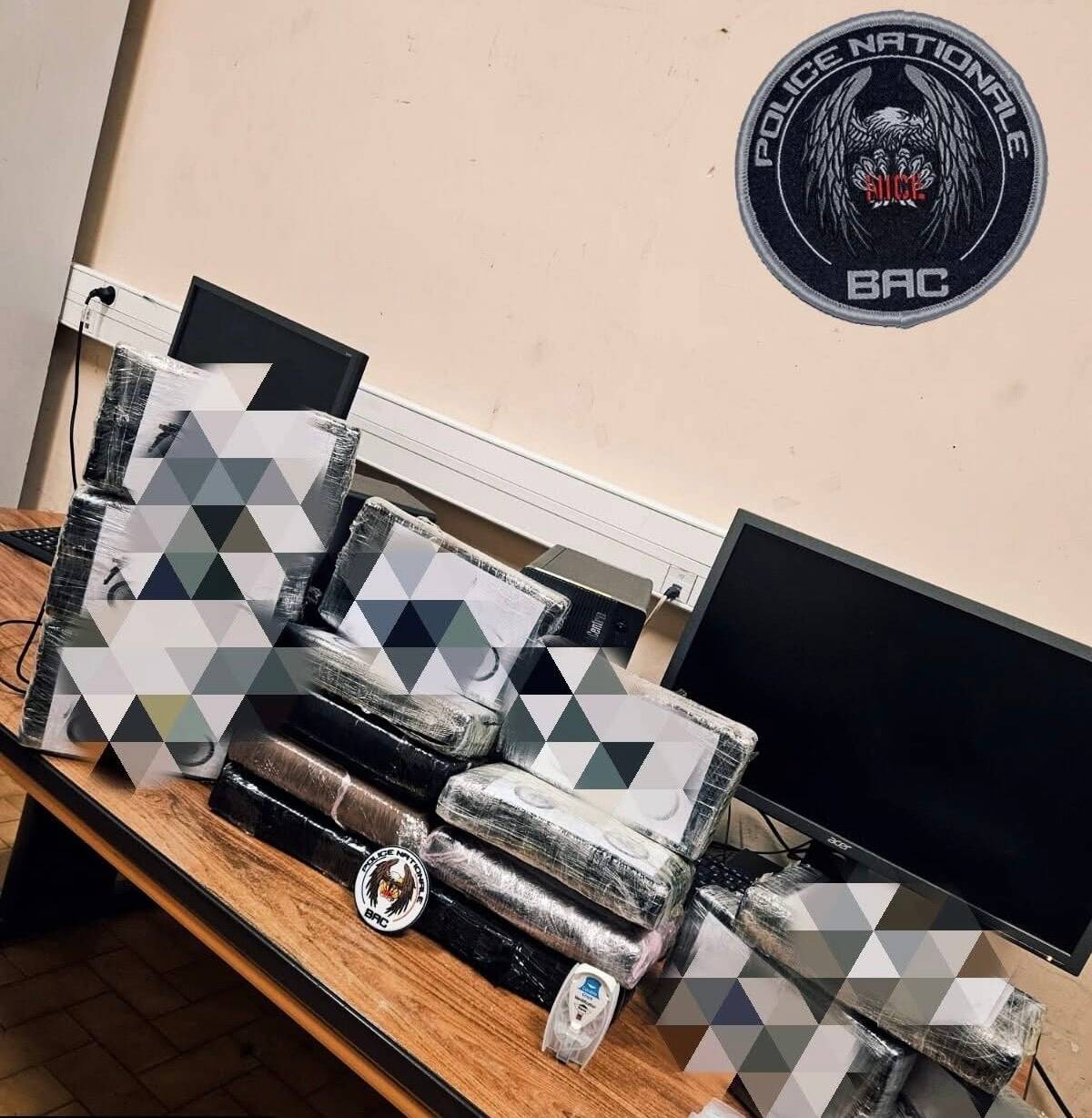 18 kg de cocaïne saisis par la Bac à Nice sur l'autoroute A8 en pleine nuit