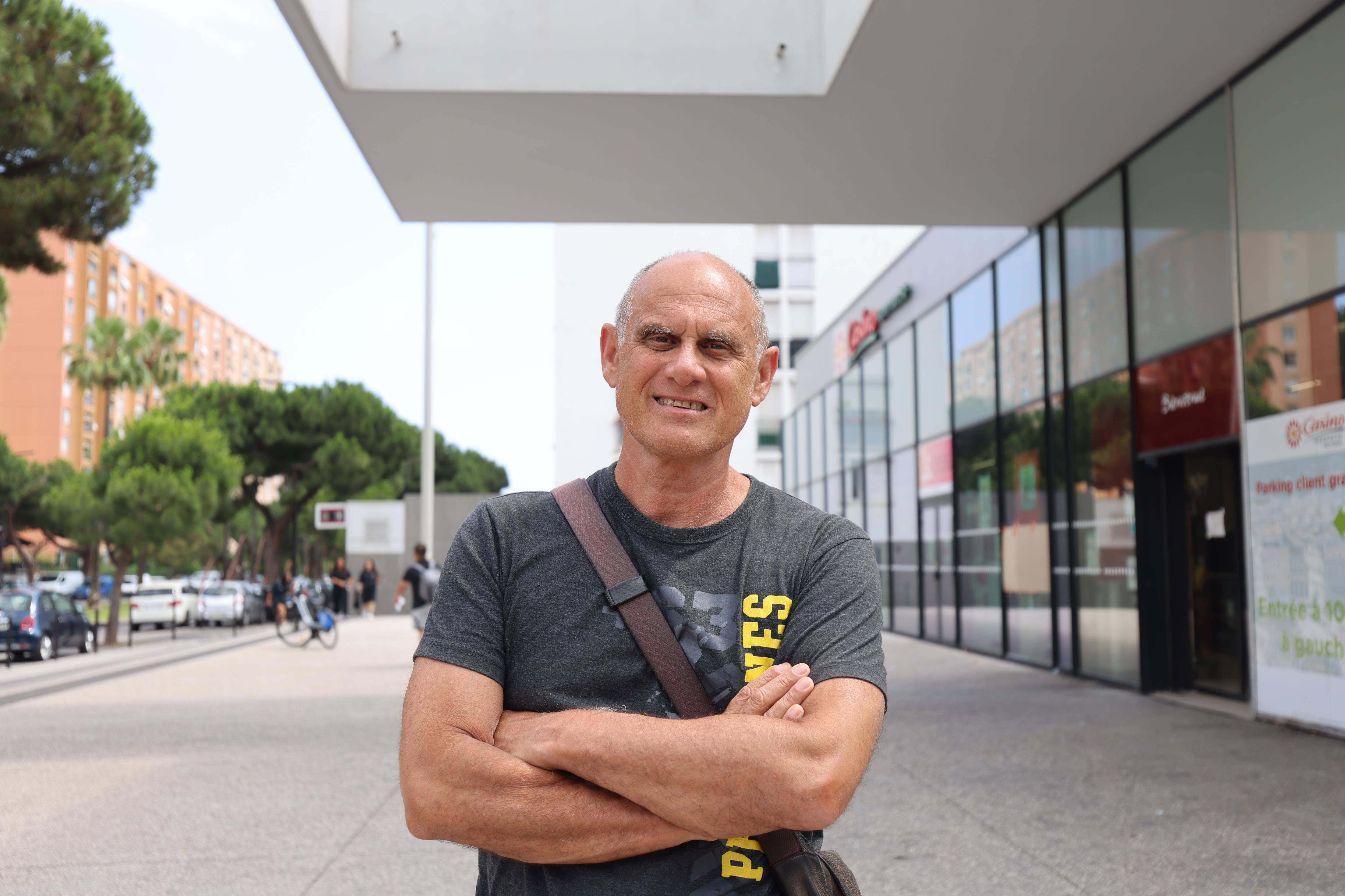 "J'ai un attachement certain pour ce quartier": après 15 ans aux Moulins à Nice, cet éducateur en prévention spécialisée apprécié de tous prend sa retraite