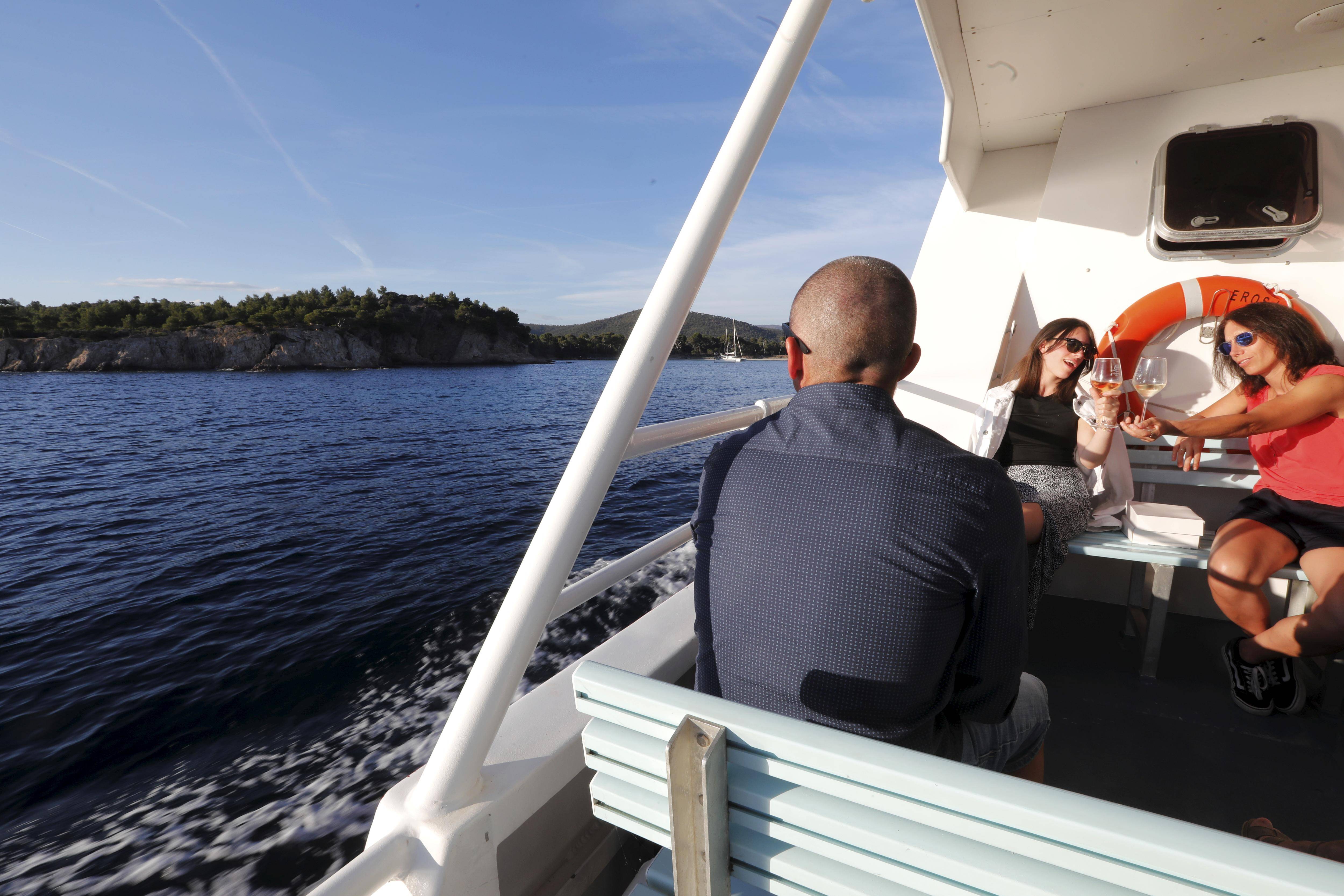 Quatre millions de touristes par an dans le Var: l'Snotourisme, un label qui prend de la bouteille