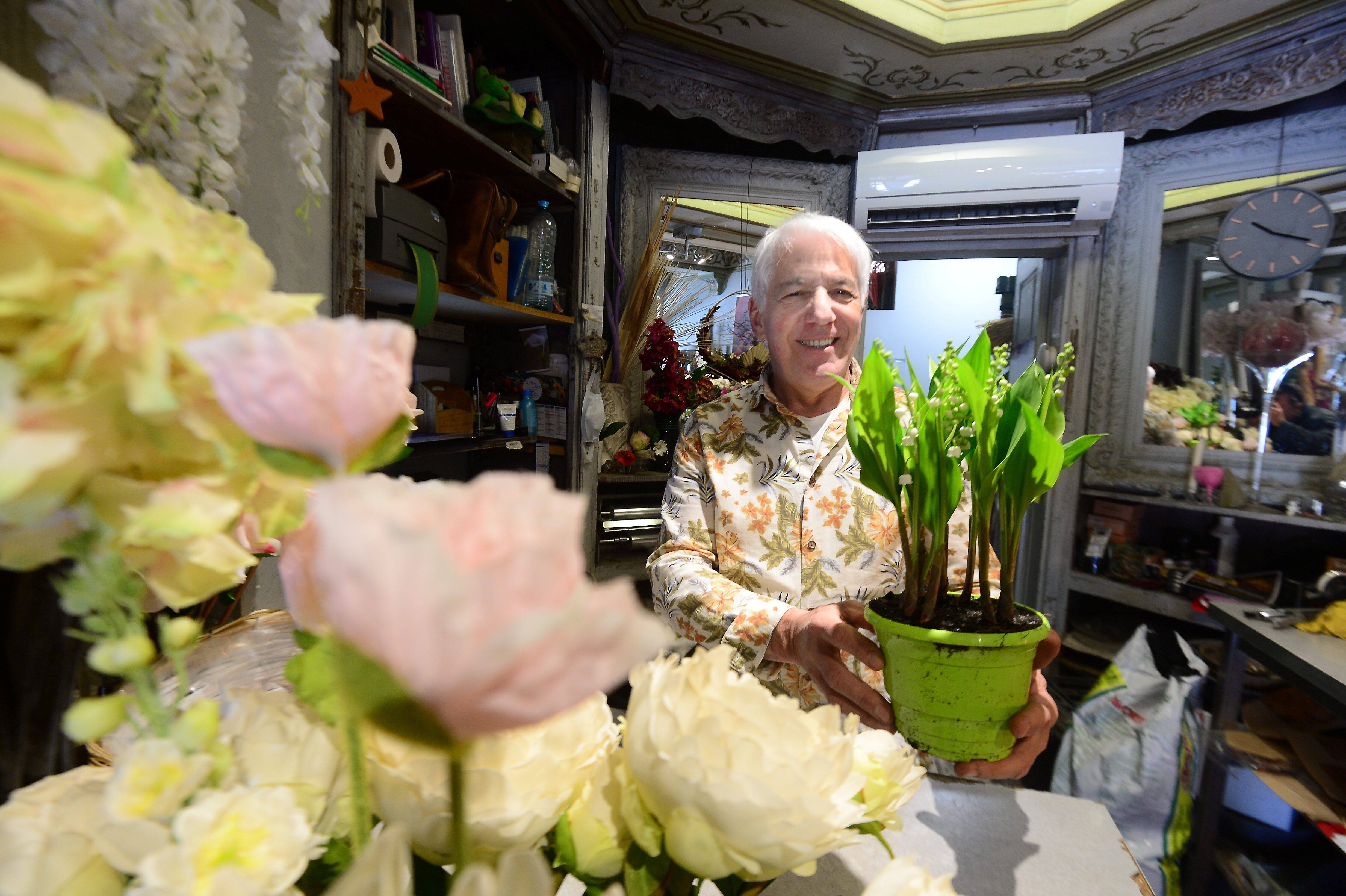"On ne m'empêchera pas de travailler le 1er mai!": ces boulangers et fleuristes du Var demandent une dérogation