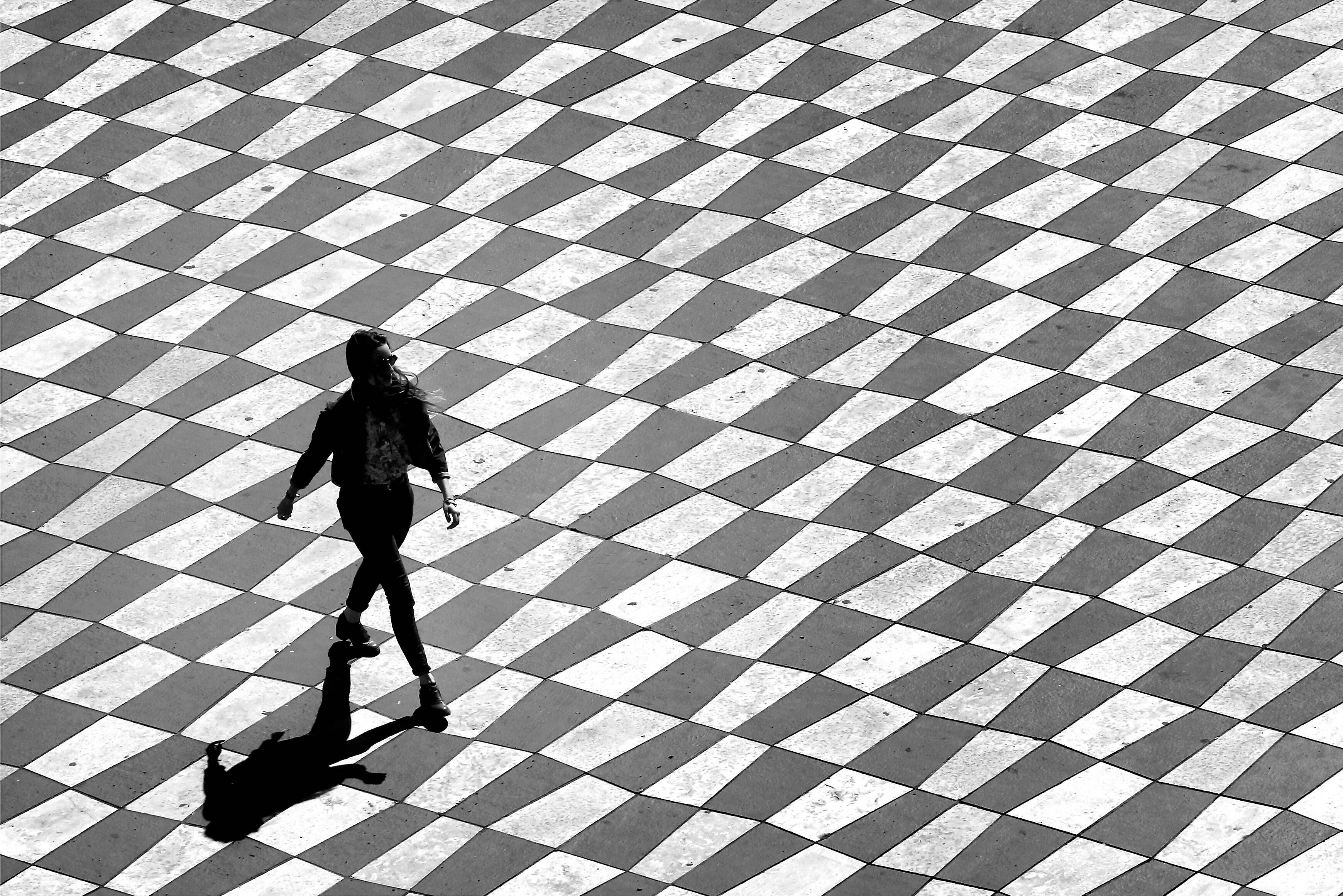 Tragique accident en plein coeur de Nice, un jeune de 19 ans meurt percuté par une moto place Masséna