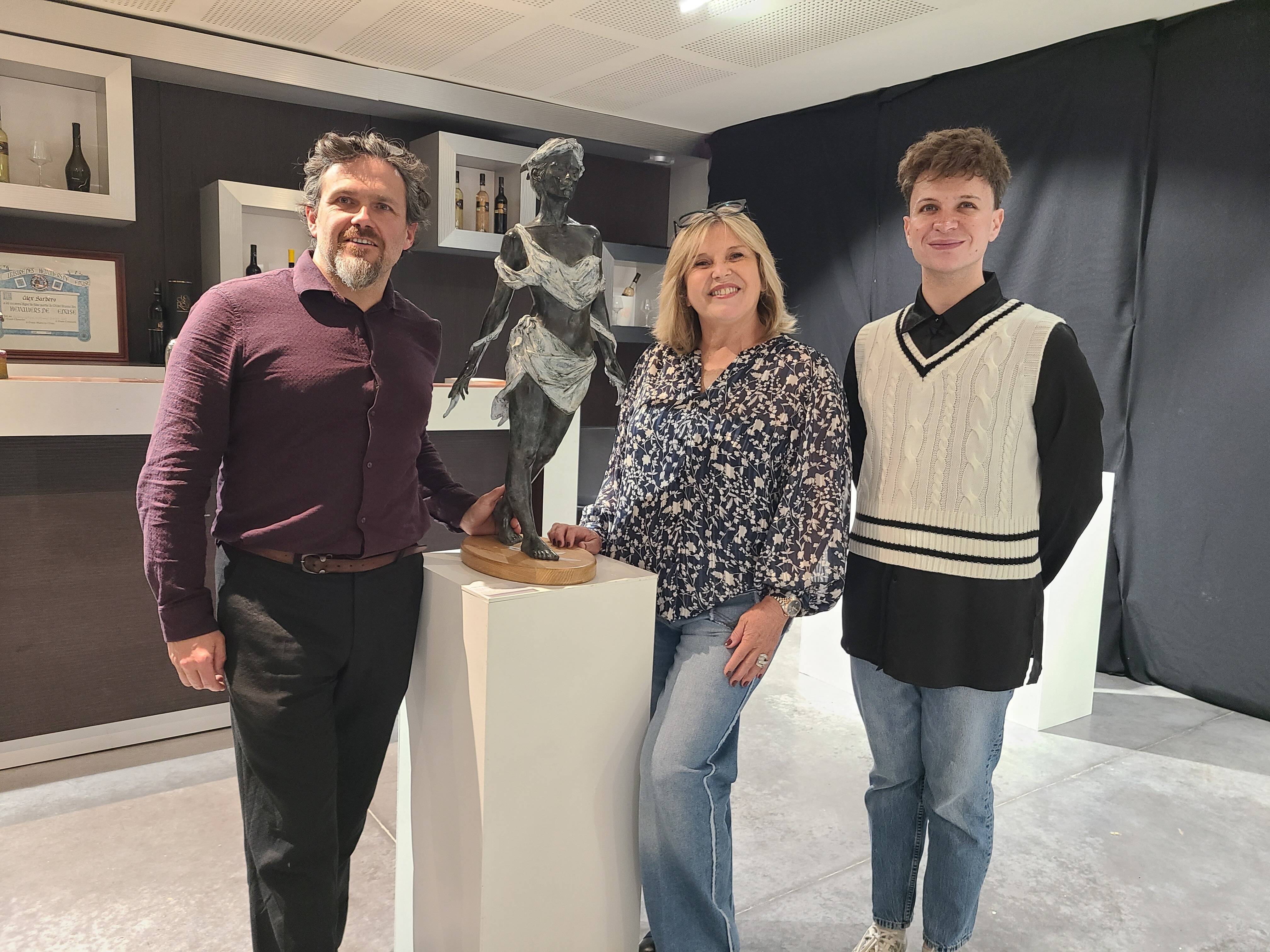 Grégory Poussier expose son art délicat au Clos des Roses à Fréjus