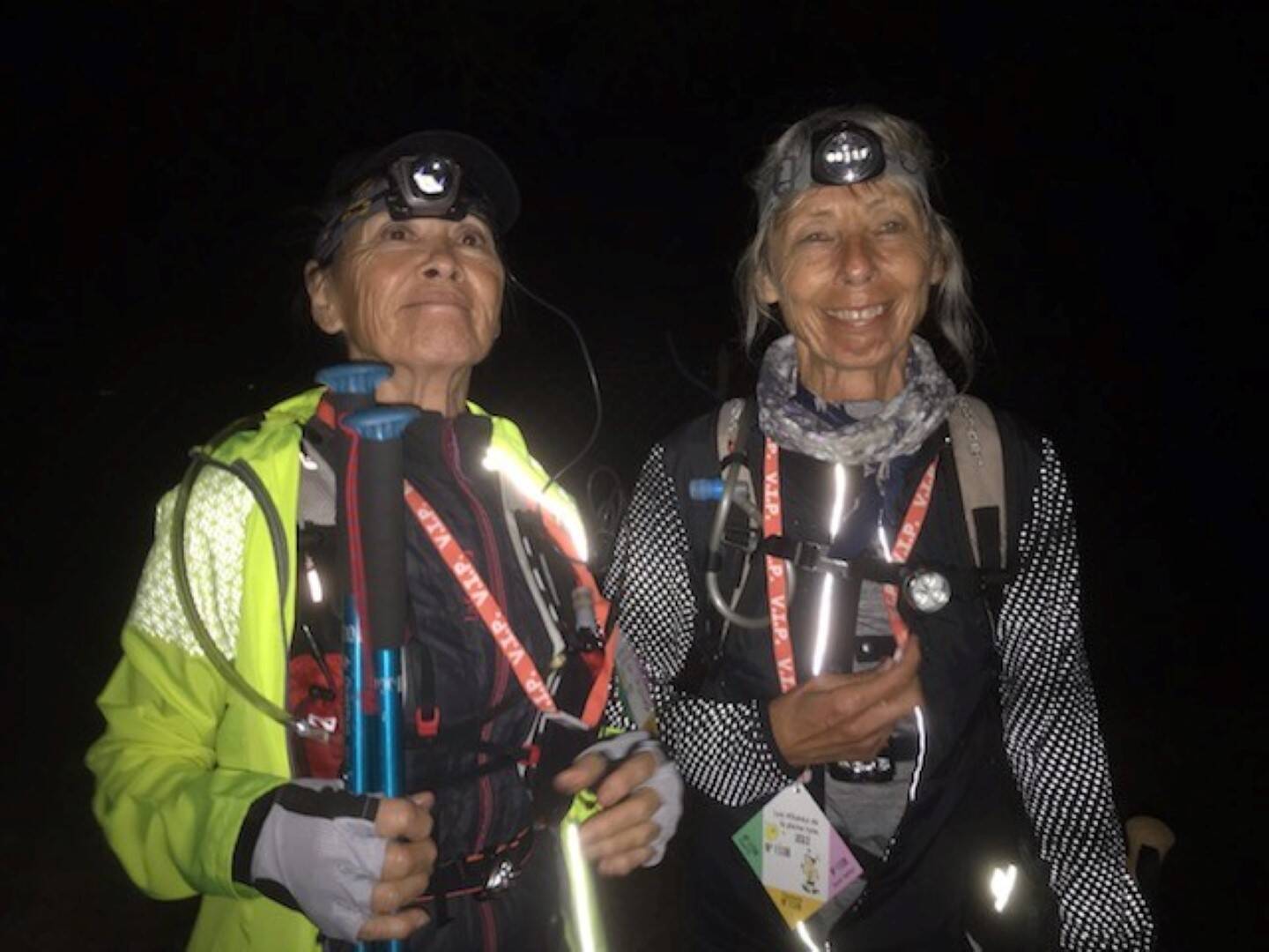 "C'est une course de nuit extraordinaire": la doyenne des Allumés de la pleine lune parle de cette course atypique qu'elle fait depuis 15 ans