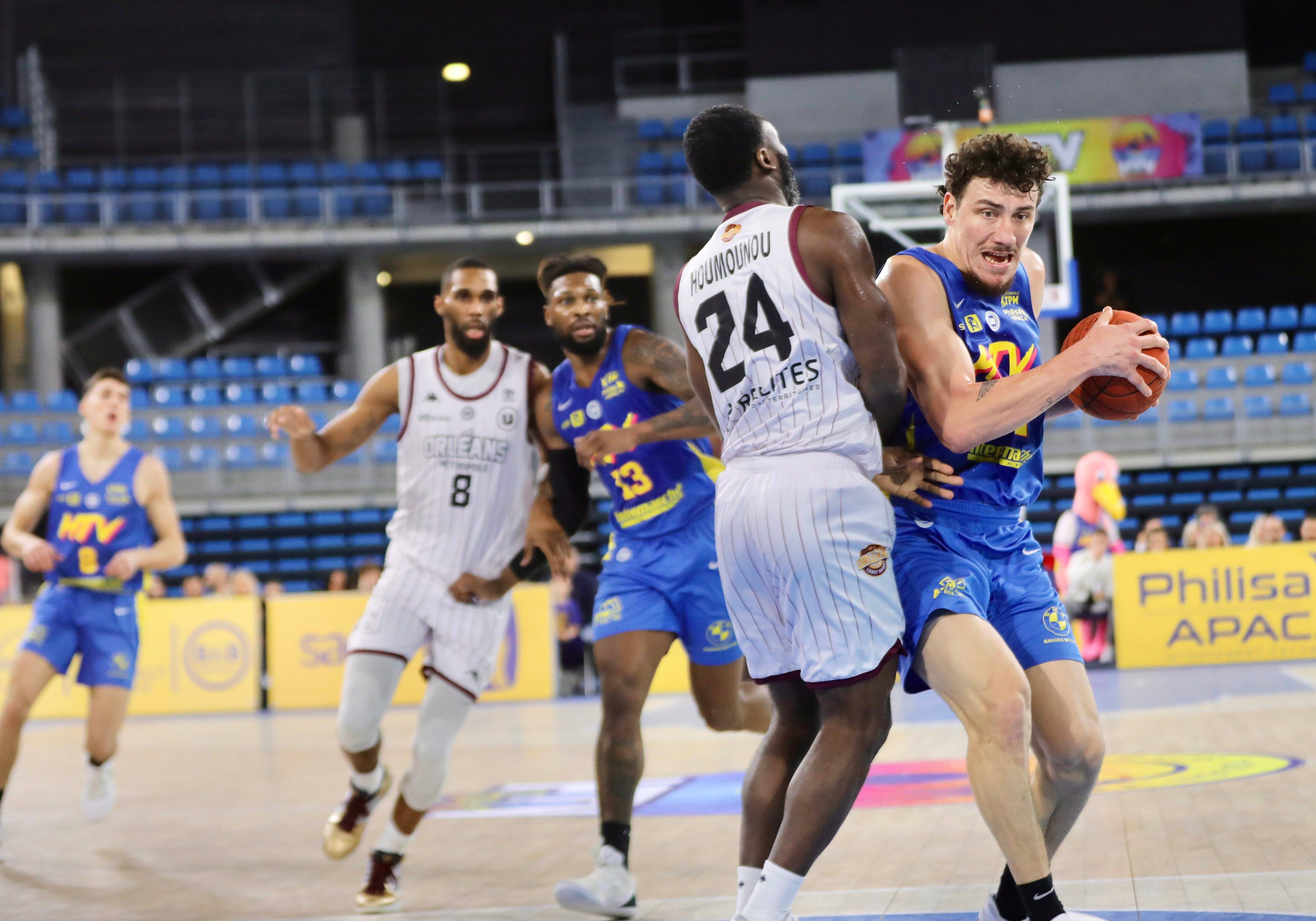 C'est officiel, Hyères-Toulon assure son maintien en Pro B