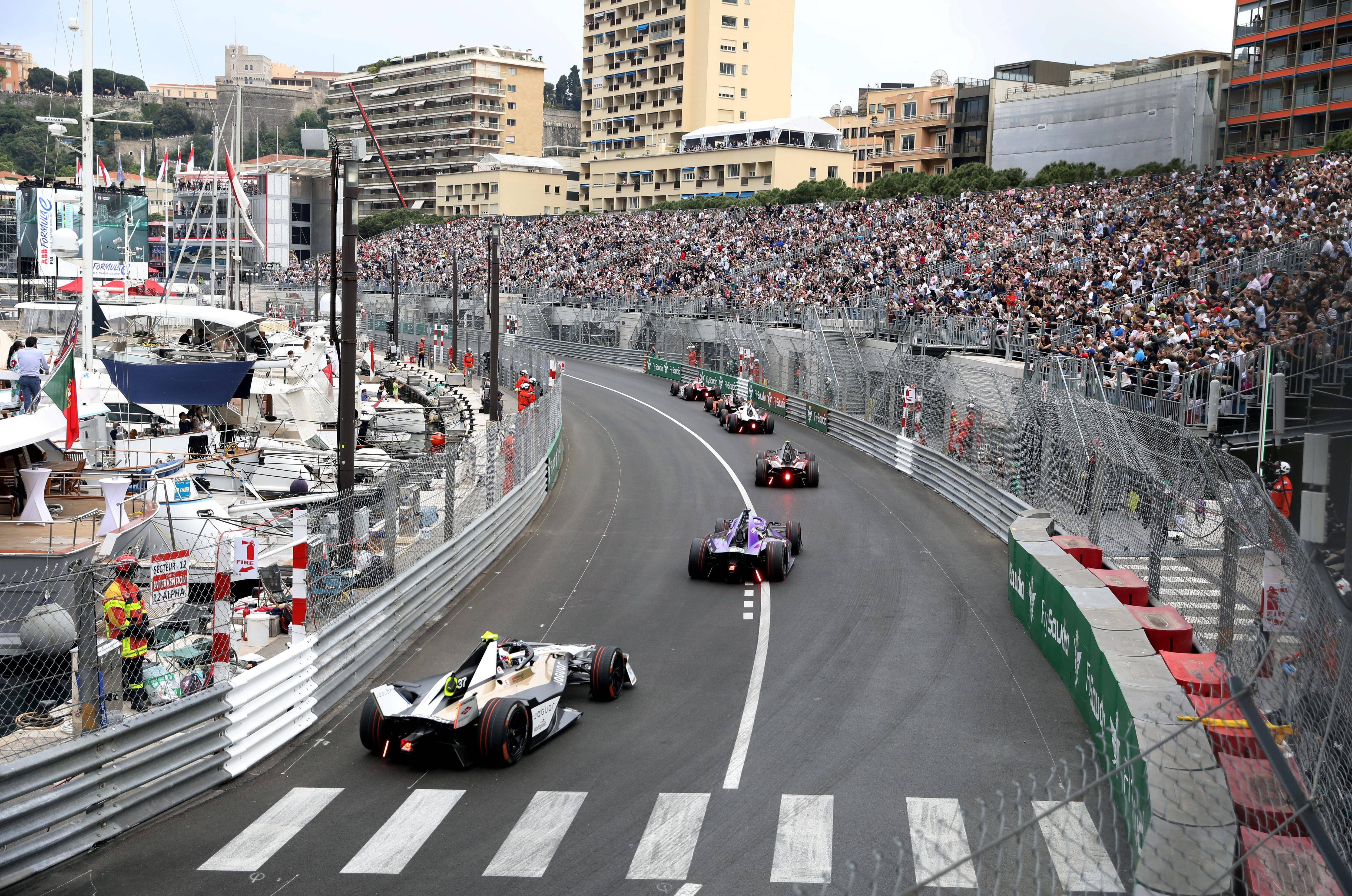 Malgré la pluie, une première doublette réussie pour le E-Prix de Monaco