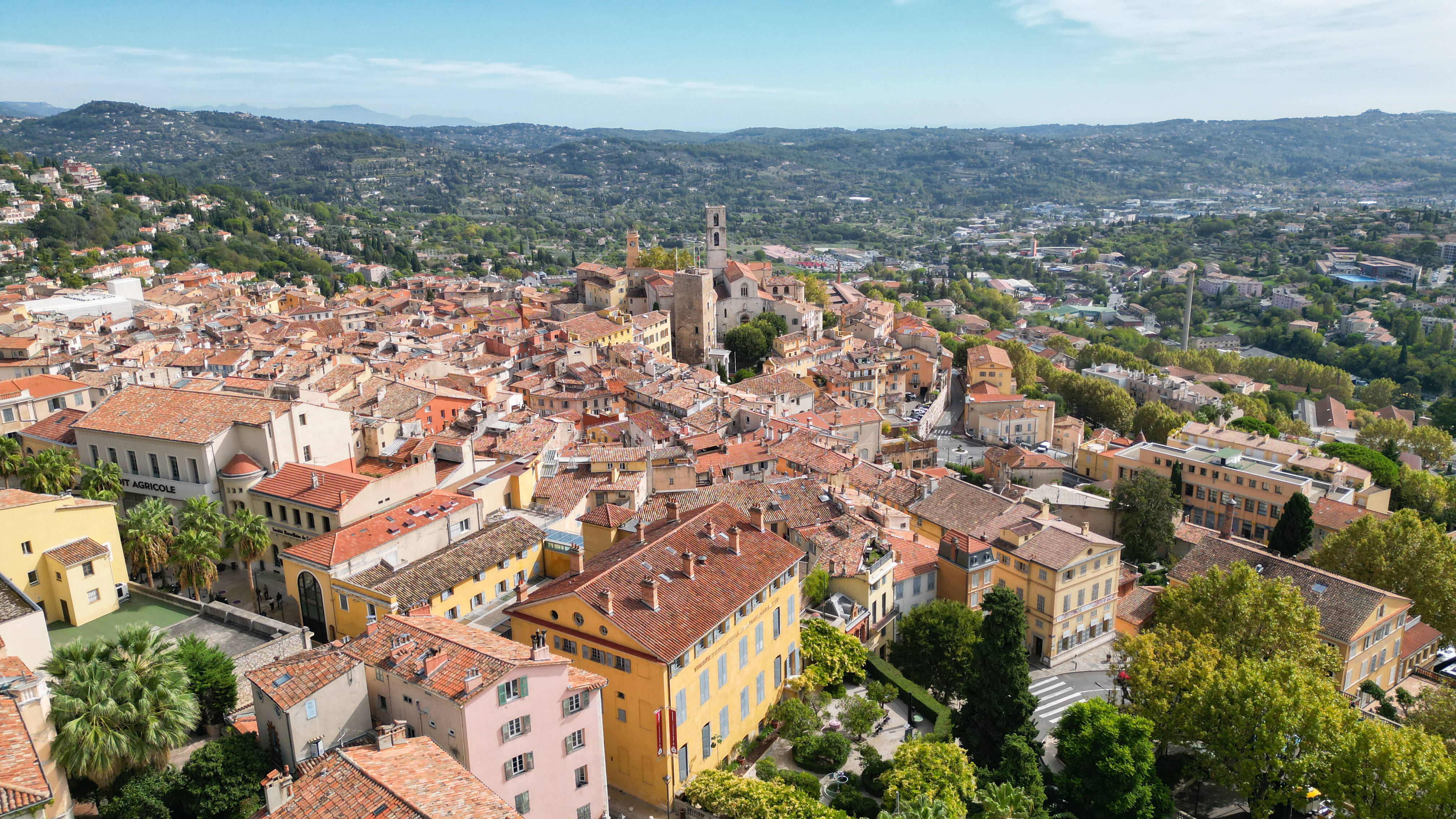 "Rendez-vous fédérateur", "reconnaissance méritée": quel est ce festival autour du parfum que Grasse va accueillir?