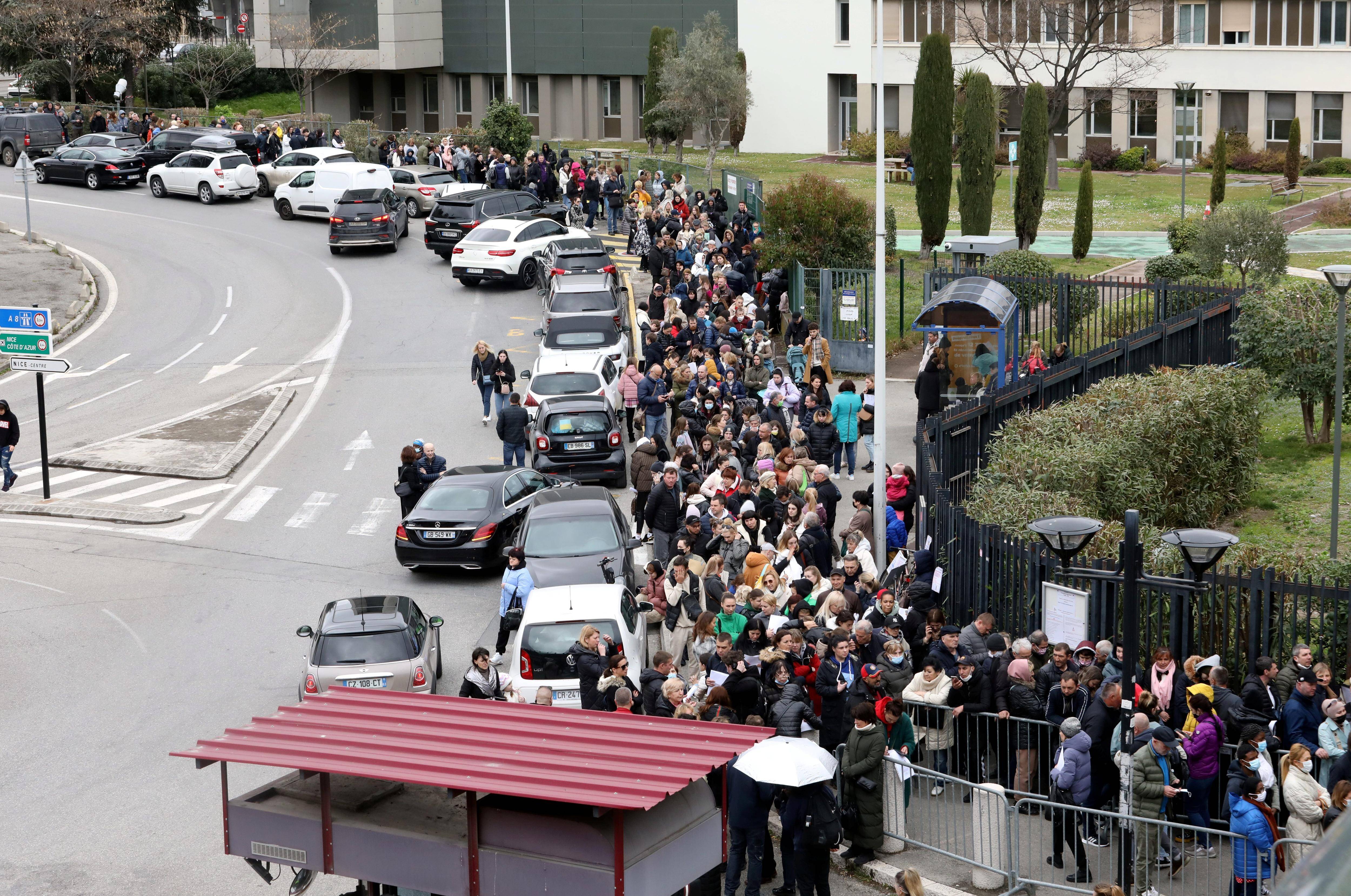 "Entre 50 euros et jusqu'à 300 euros", des réfugiés ukrainiens victimes d'un trafic de rendez-vous en préfecture