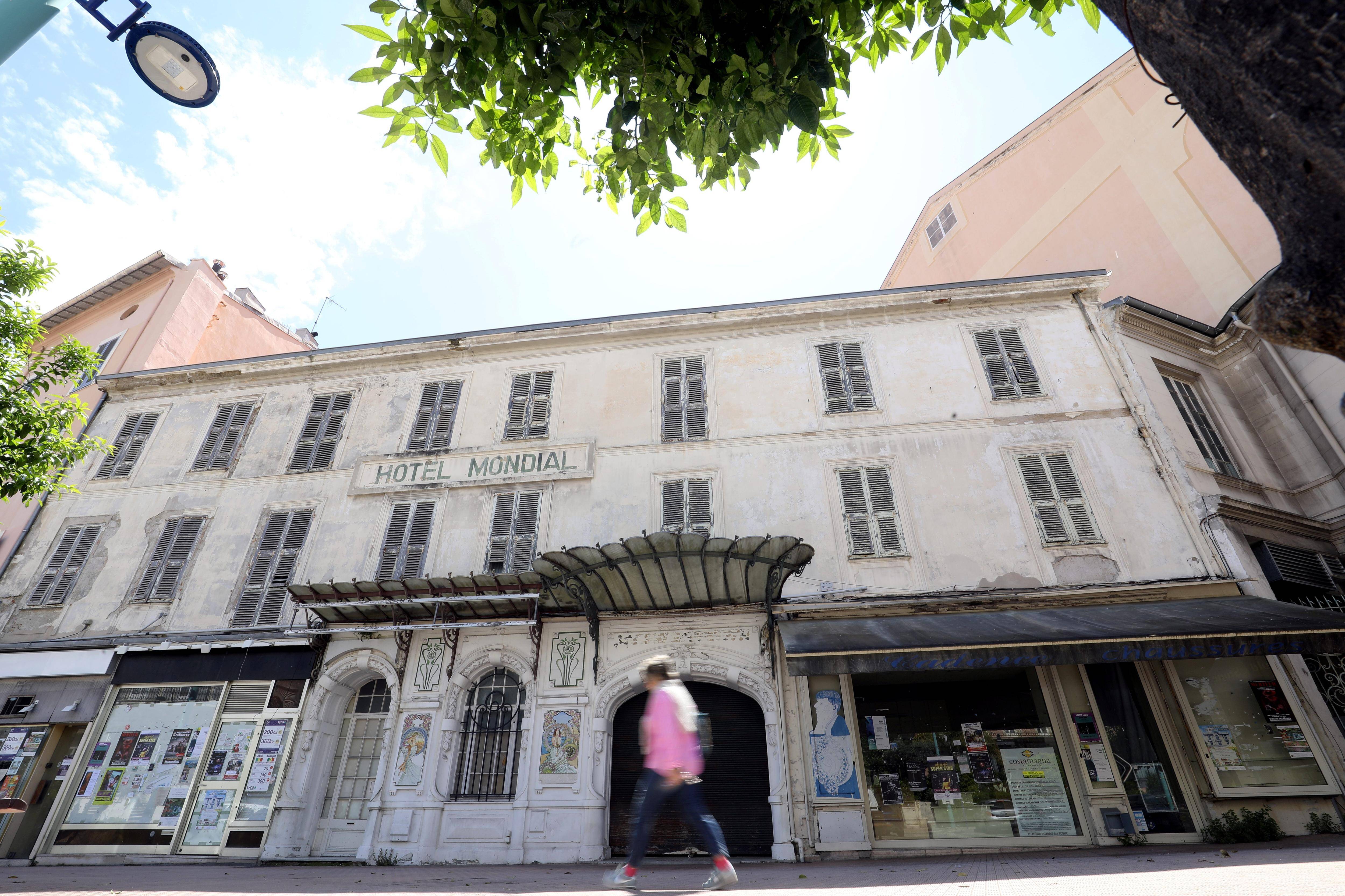L'ancien hôtel Mondial s'apprête à renaître en logements à Menton