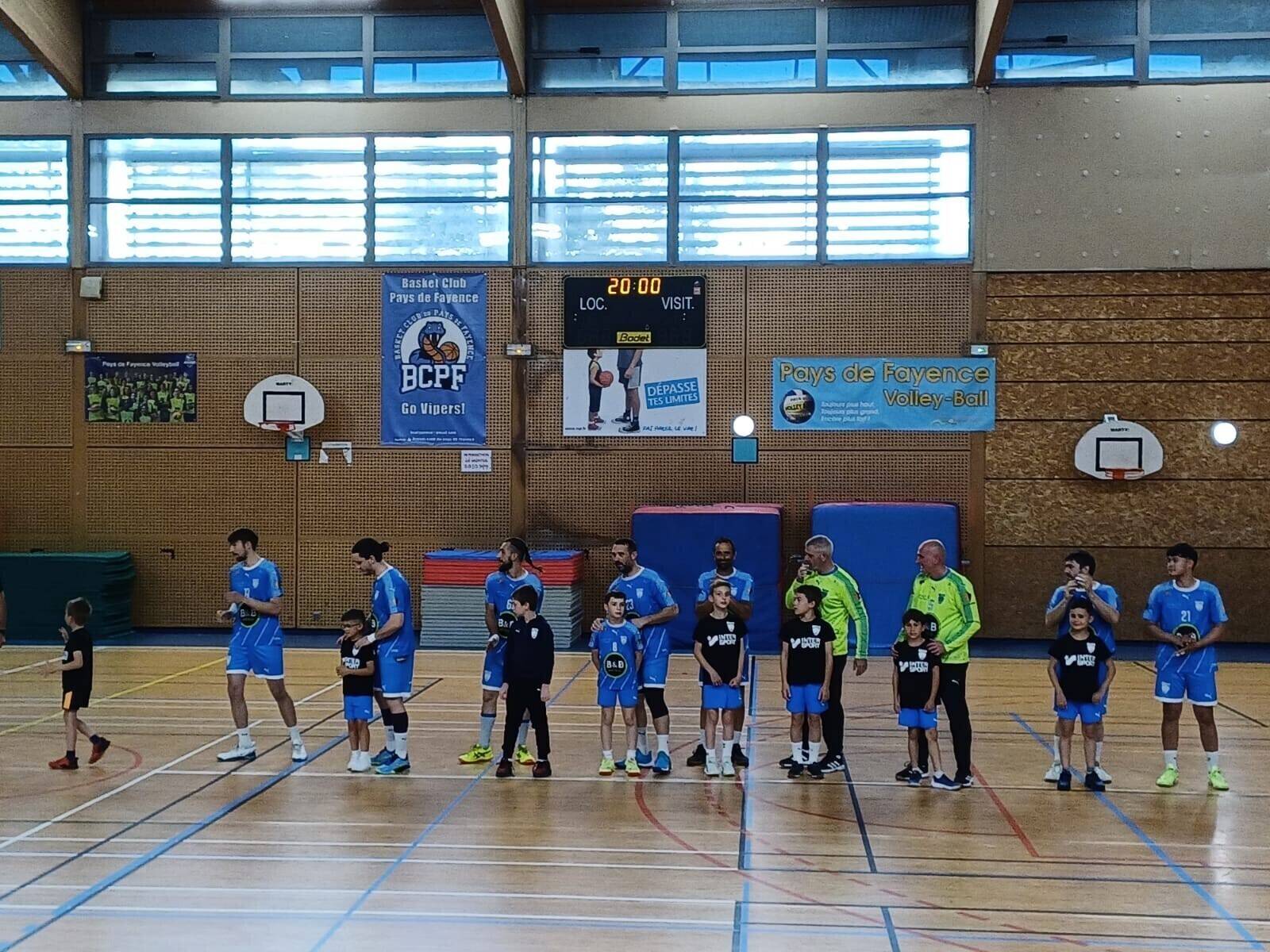 Les handballeurs du Handball Club du Canton de Fayence restent en régionale