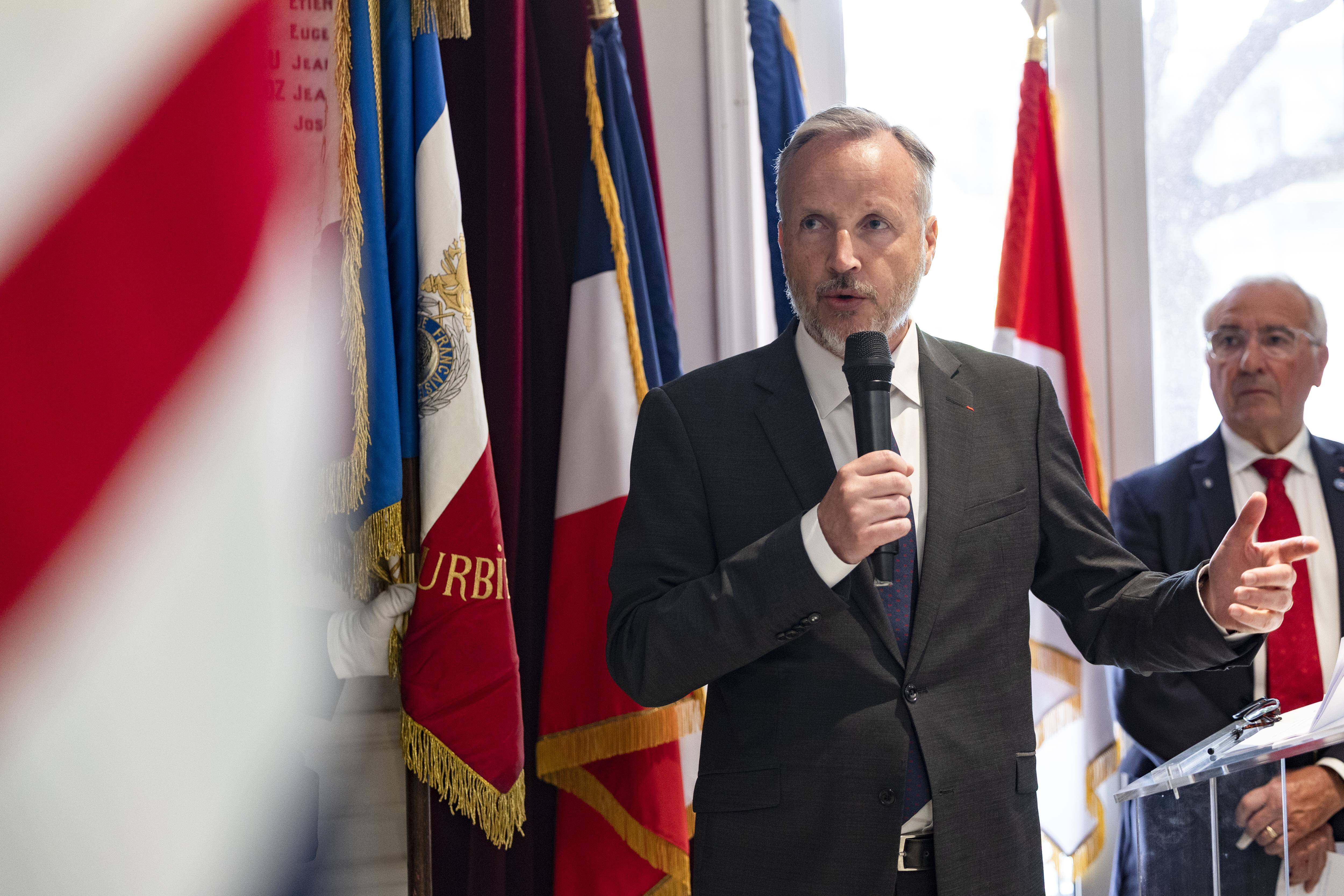 Au moment de commémorer l'Armistice du 8 mai 1945, l'ambassadeur de France à Monaco alerte sur «le risque d'un retour de la guerre en Europe»