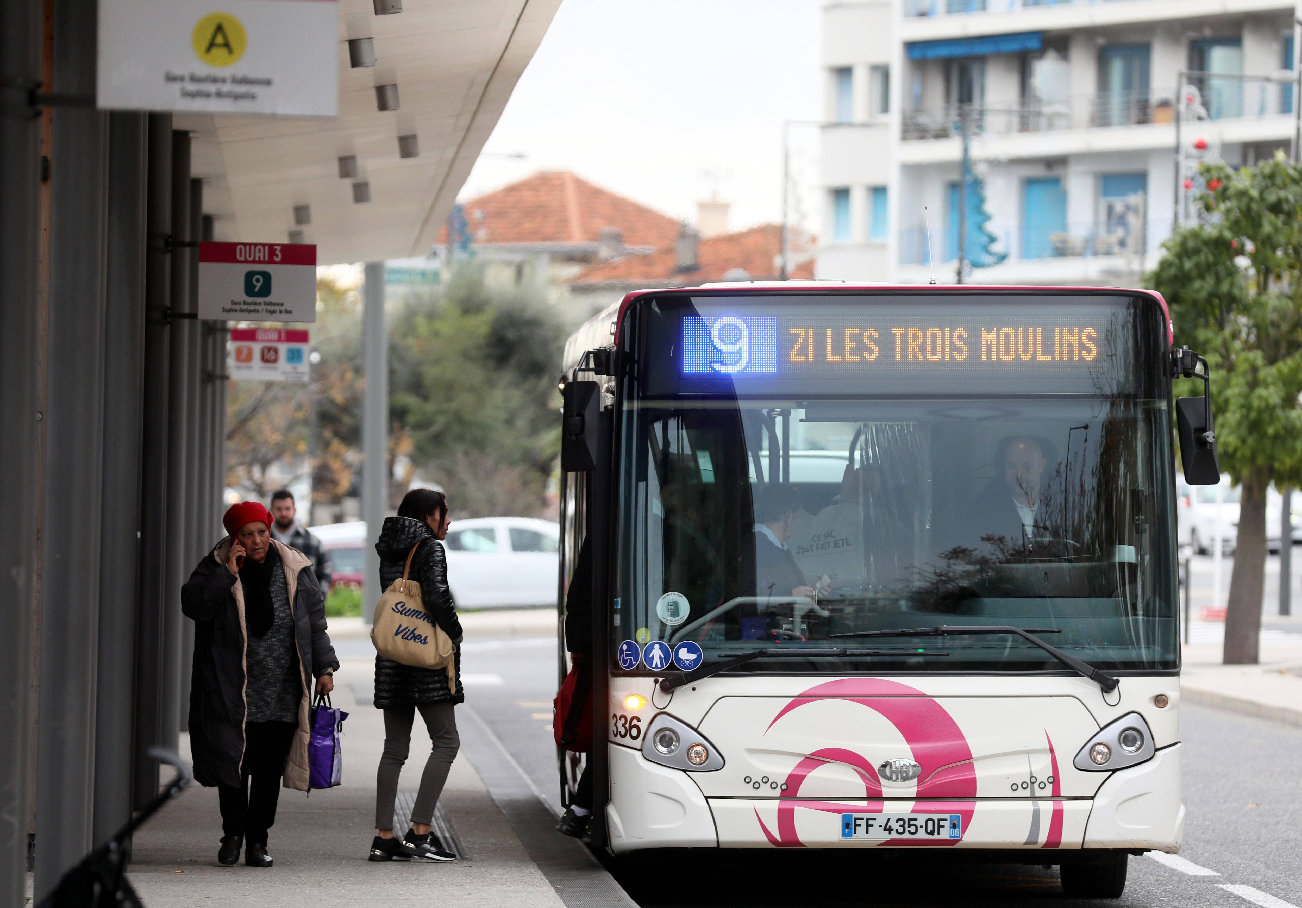 Cet été, tous les bus à des tarifs défiant toute concurrence pour les jeunes à Antibes, Cannes et Grasse
