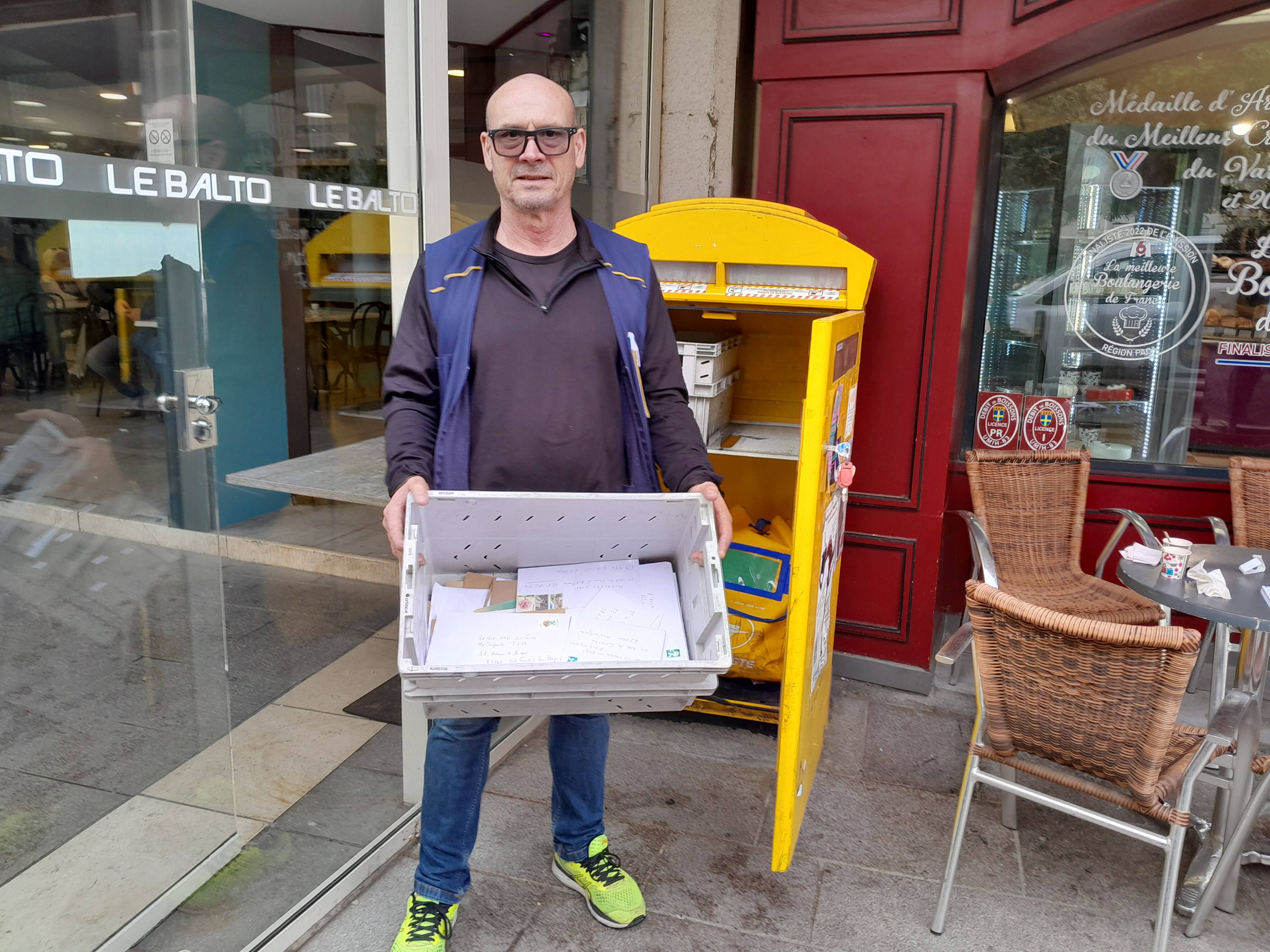 La fin des boîtes aux lettres (et des lettres) a-t-elle sonné? À la rencontre des derniers expéditeurs varois