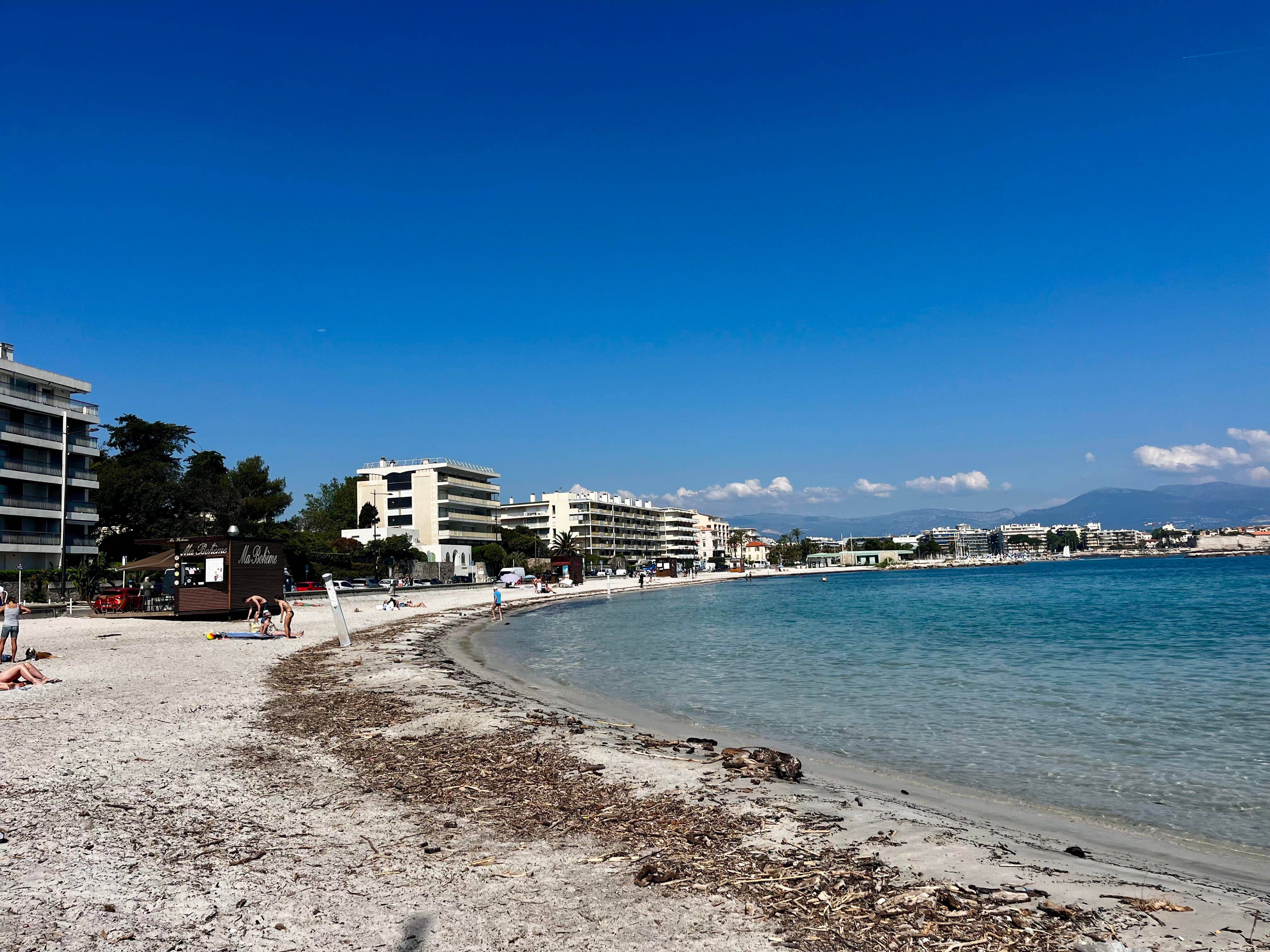 De la musique trop forte sur la plage de la Salis à Antibes? Après une plainte, la mairie a mené des contrôles