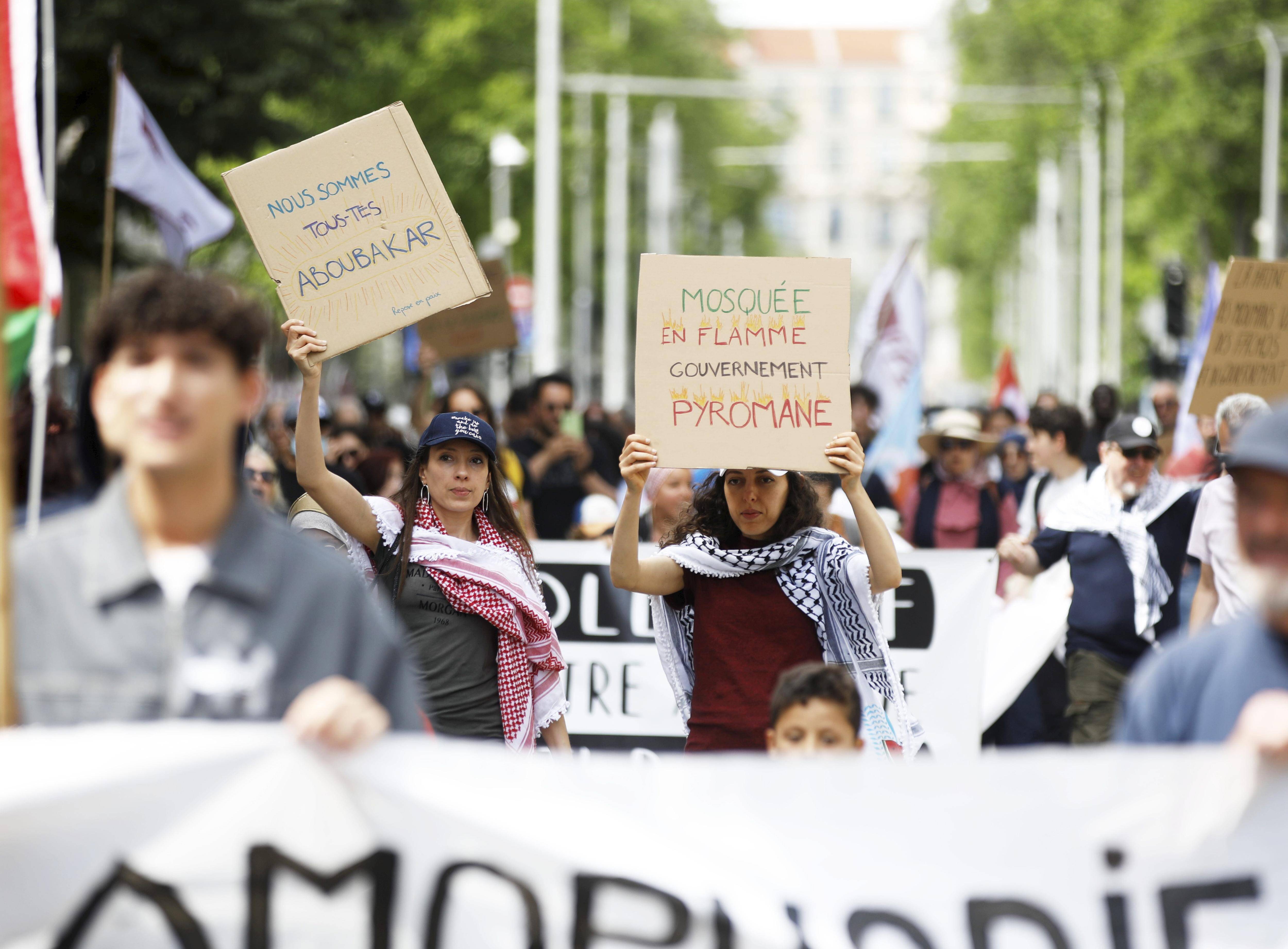 Meurtre d'Aboubakar: de Nice à Paris, ils ont marché pour dire "halte à l'islamophobie"
