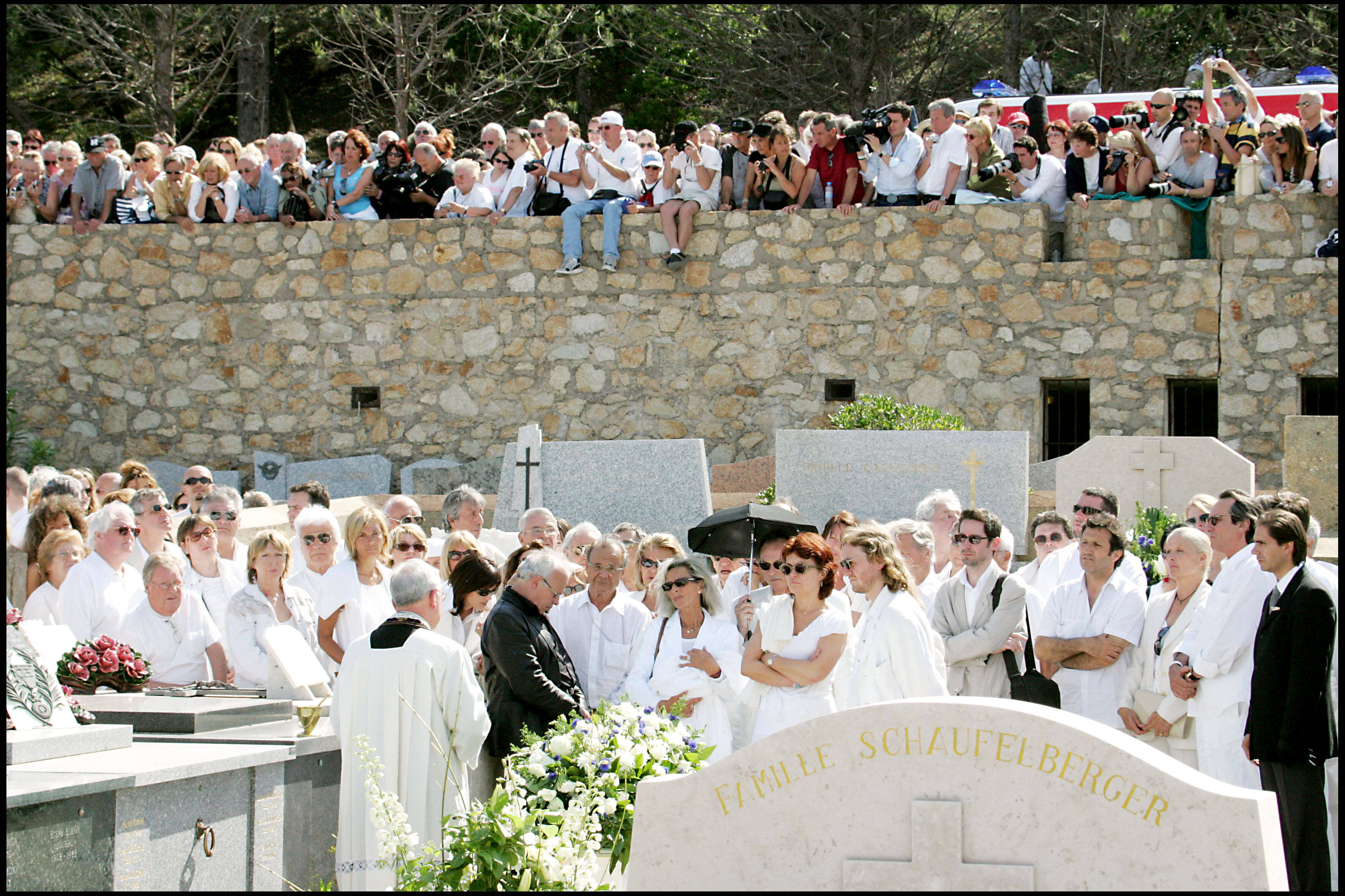 Il y a 20 ans s'éteignait l'homme en blanc: grande exposition hors les murs sur la vie d'Eddie Barclay à partir de juin à Saint-Tropez