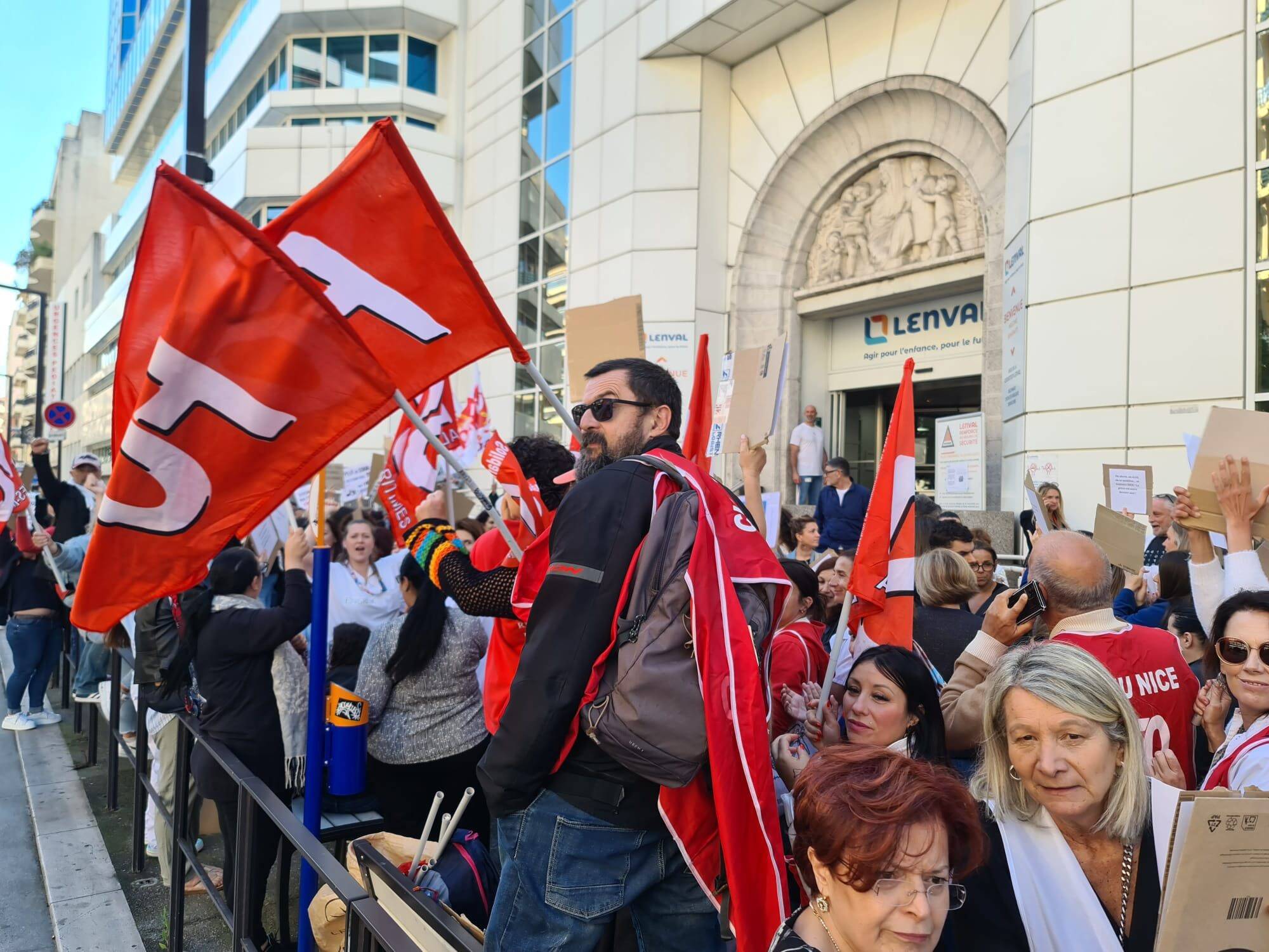 "Des méthodes autoritaires qui contribuent à un climat de travail délétère": les employés de Lenval à nouveau dans la rue à Nice