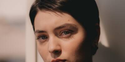 Qui est l'actrice franco-roumaine Anamaria Vartolomei, César de la meilleure révélation féminine en 2022 pour "L'Evènement", de retour à Cannes avec "L'Intérêt d'Adam"?