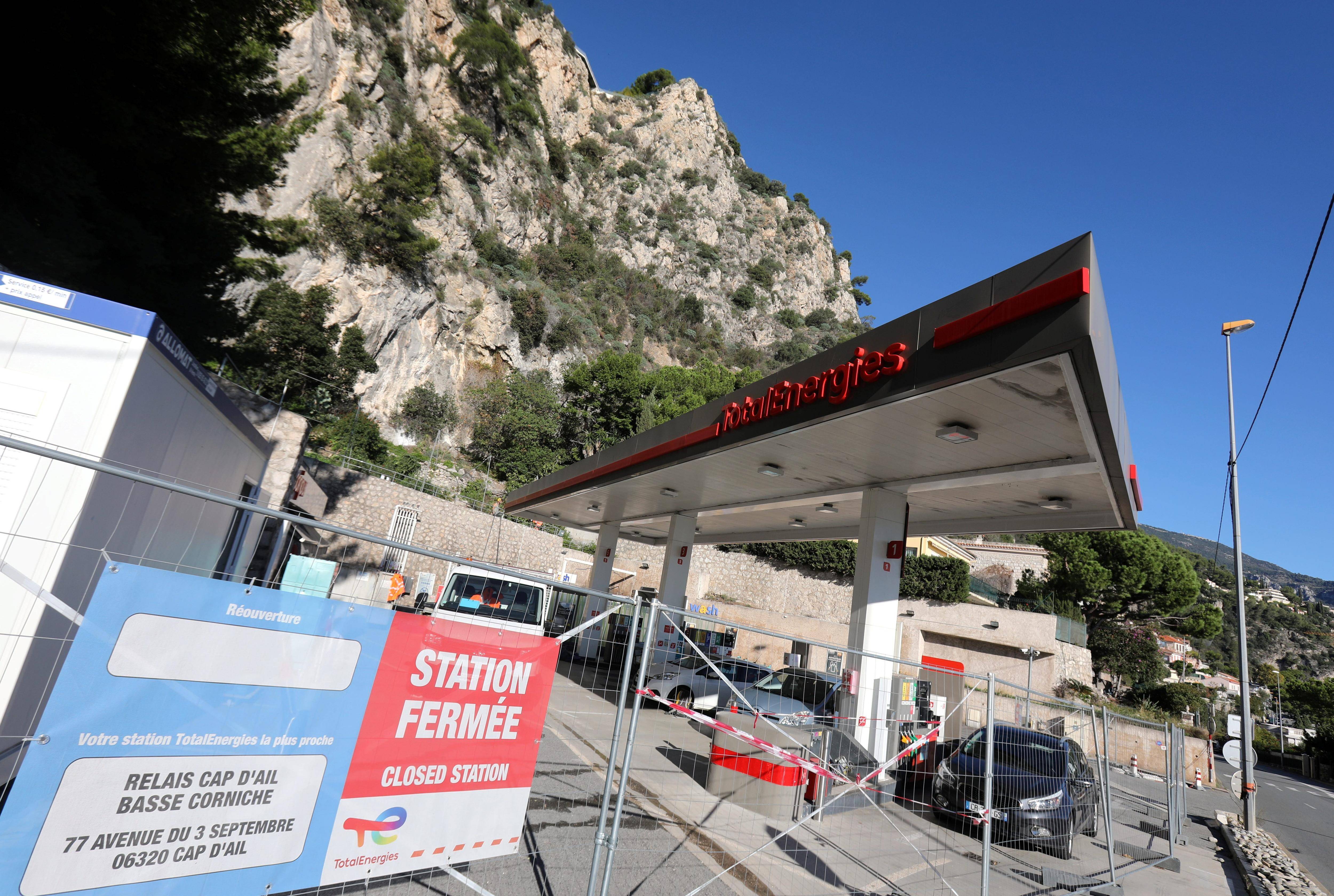 Fermée depuis 2023 après un éboulement, on sait quand pourrait rouvrir cette station-service TotalEnergies aux portes de Monaco