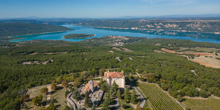 Une plongée vertigineuse dans les gorges du Verdon grâce à un livre réédité sur l'histoire de la Provence