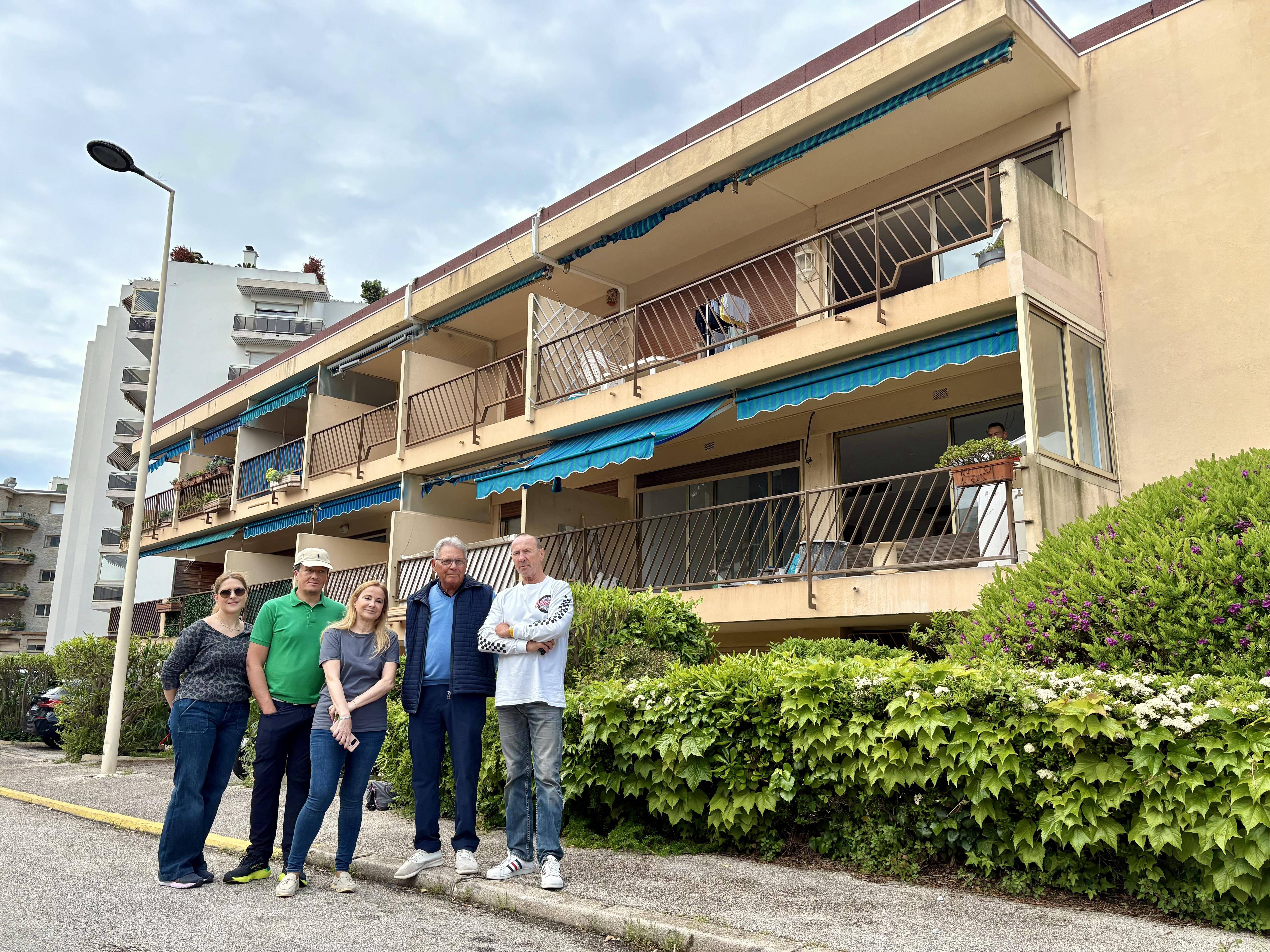 Fuites, moisissures, tensions de voisinage, batailles judiciaires... À Cannes, les copropriétaires de cet immeuble à la dérive vivent "un cauchemar"