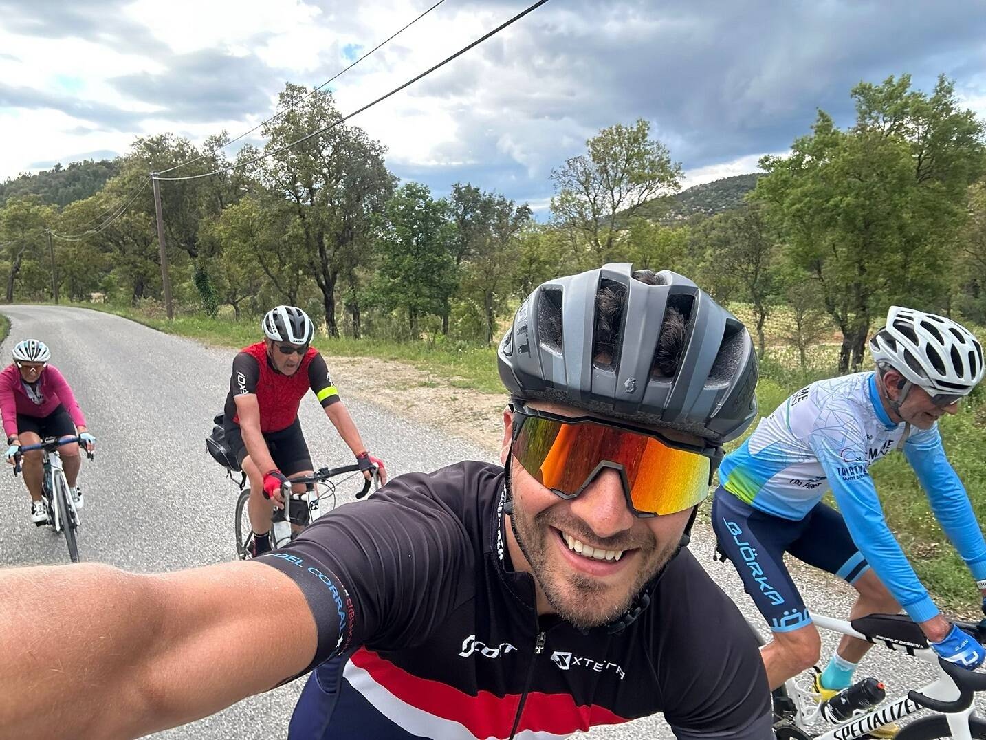 Ce père et son fils ont parcouru 1.437 kilomètres à vélo de Boulogne-sur-Mer à Sainte-Maxime