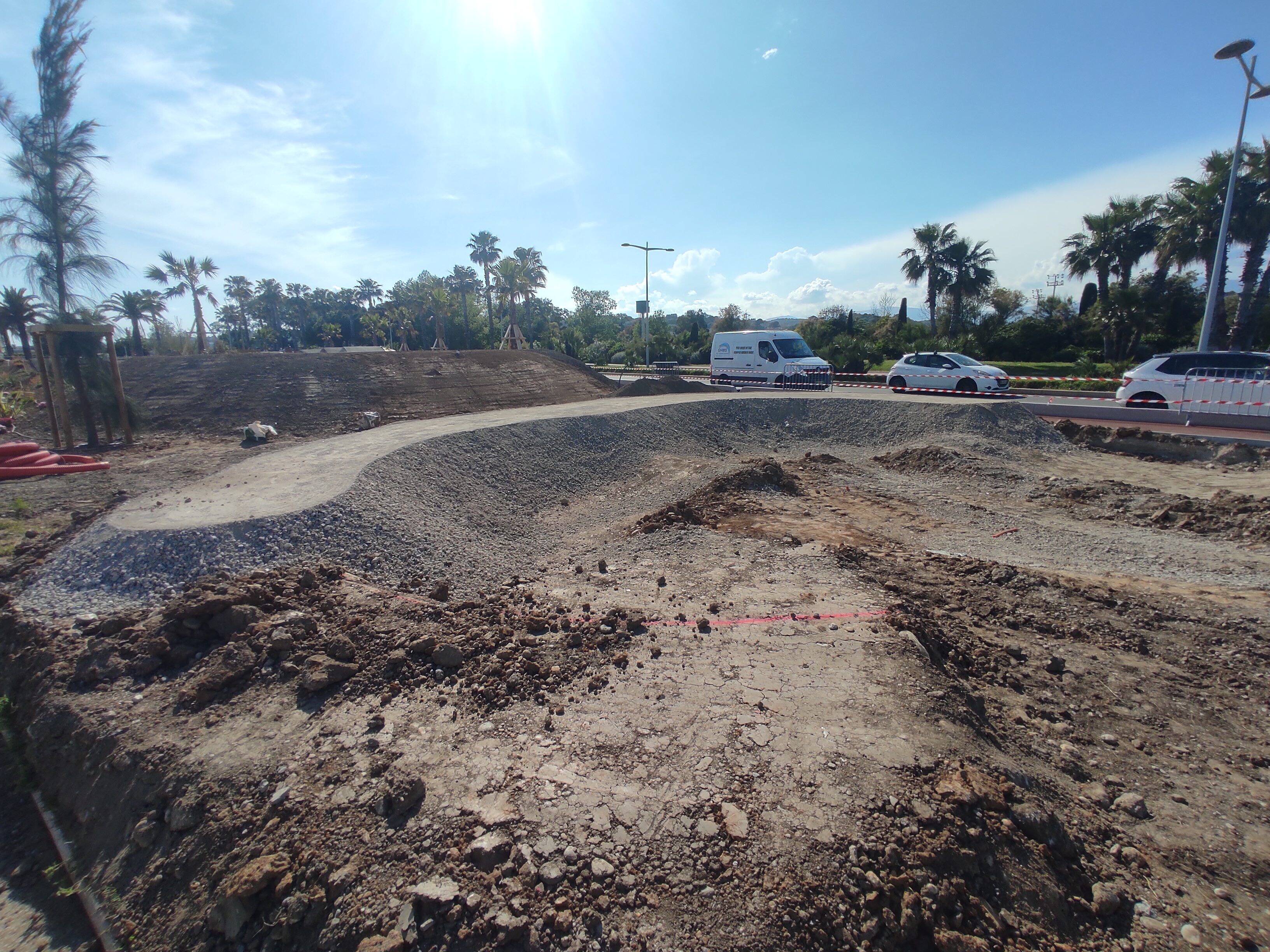 Pumptrack de Cagnes-sur-Mer: la Ville décide finalement de créer un circuit débutants pour éviter les collisions