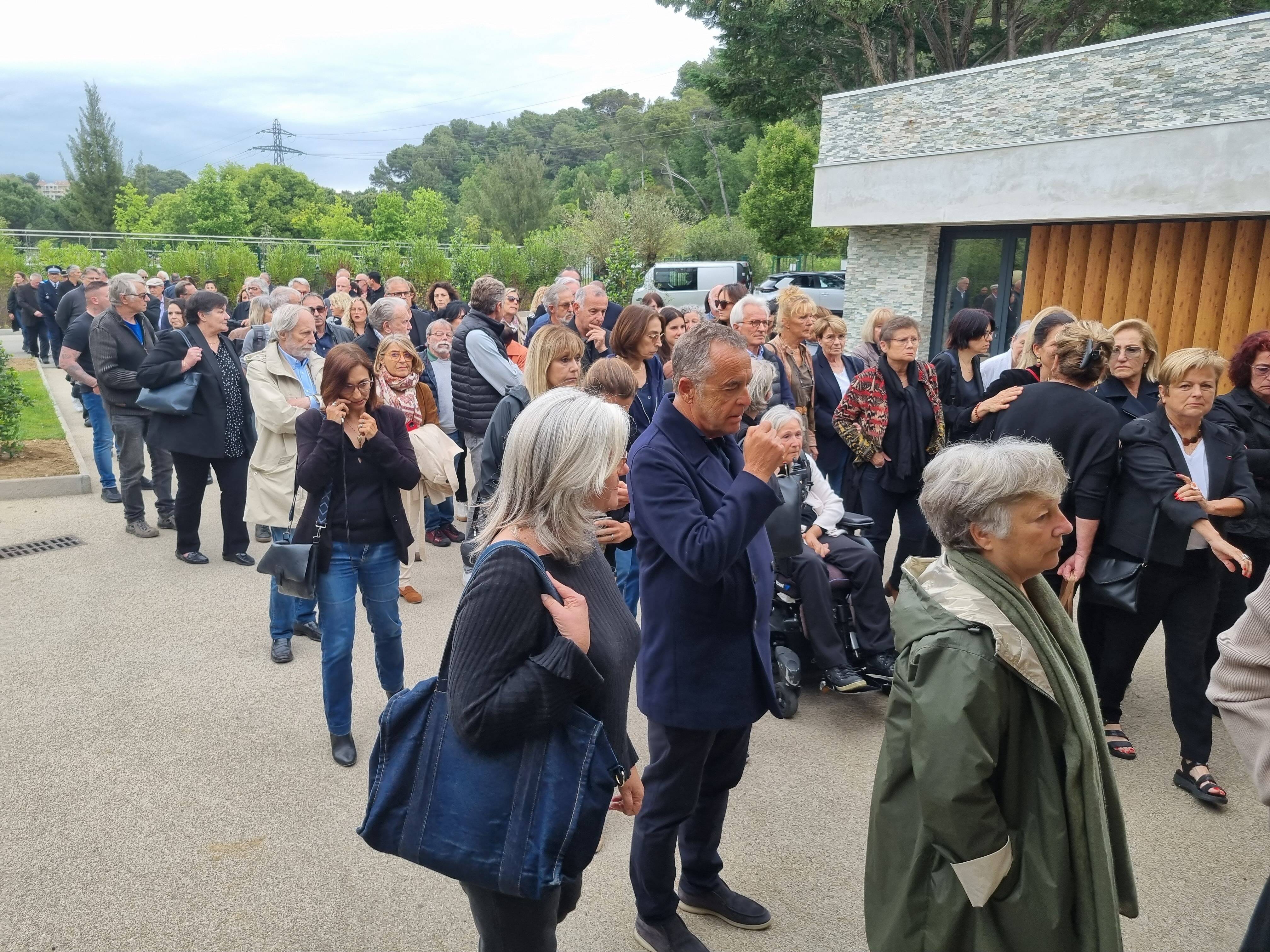 Une foule émue pour rendre un dernier hommage à Serge Rodrigues, ancien directeur de cabinet du maire de Mouans-Sartoux