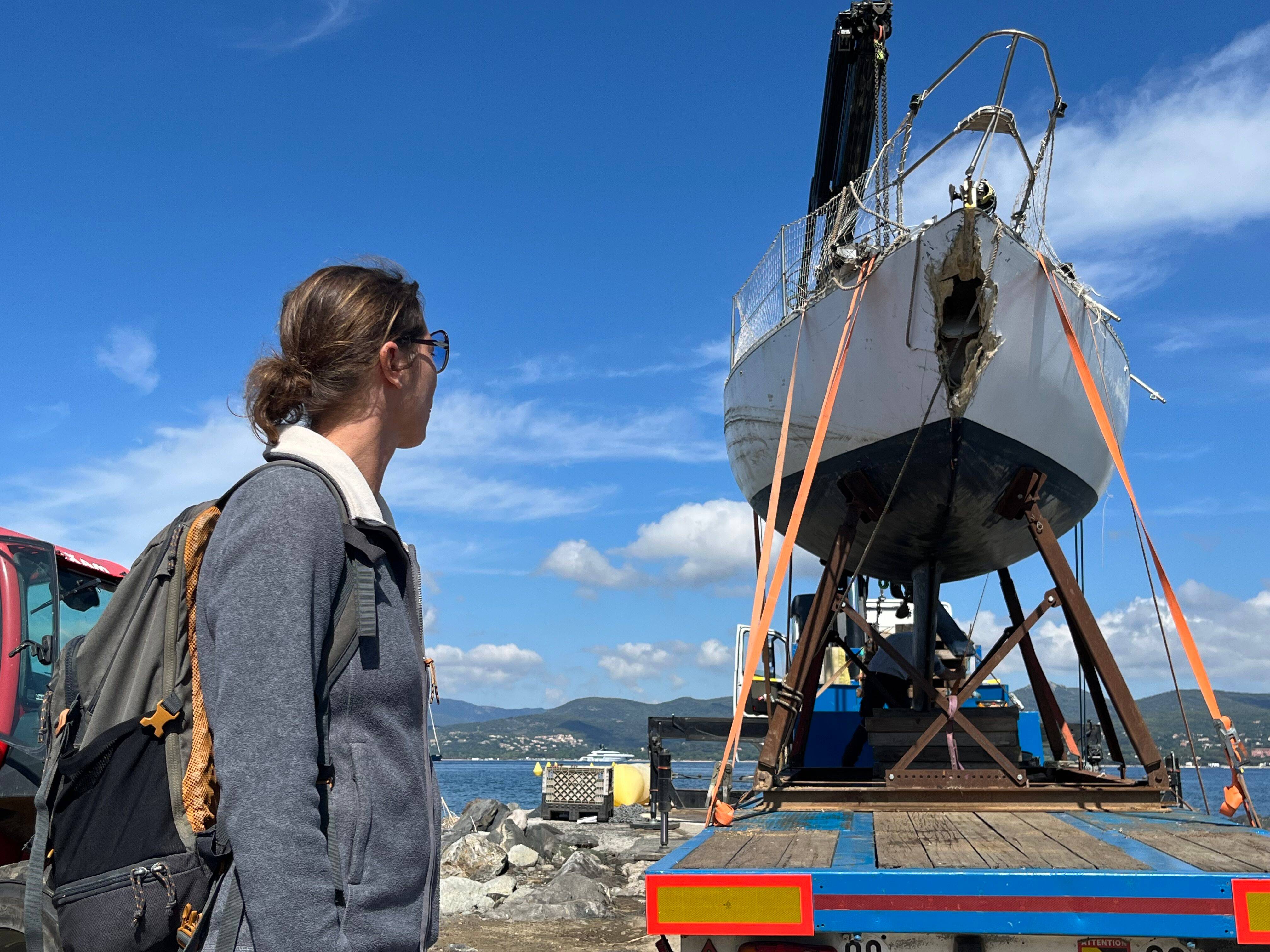 Plongée dans les derniers instants d'un voilier échoué à Saint-Tropez