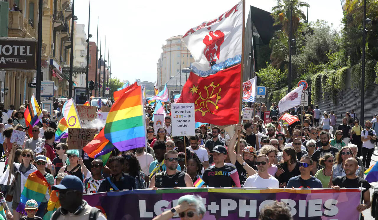 Des saluts nazis sur la manif anti-LGBTphobies à Nice? La justice classe l'affaire