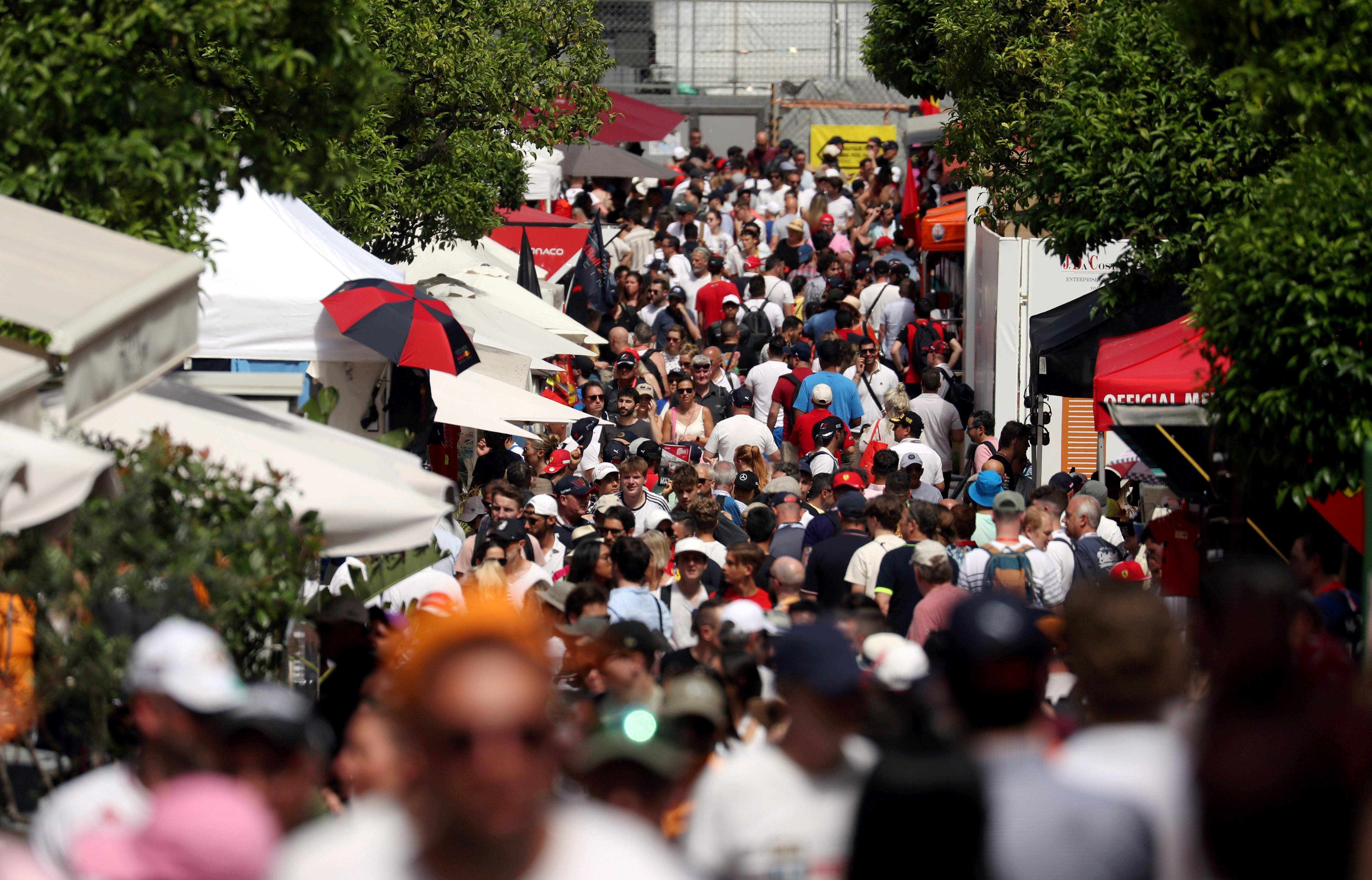 "C'est comme la période de Noël": comment les commerçants de Monaco se préparent avant le début du Grand Prix de Formule 1