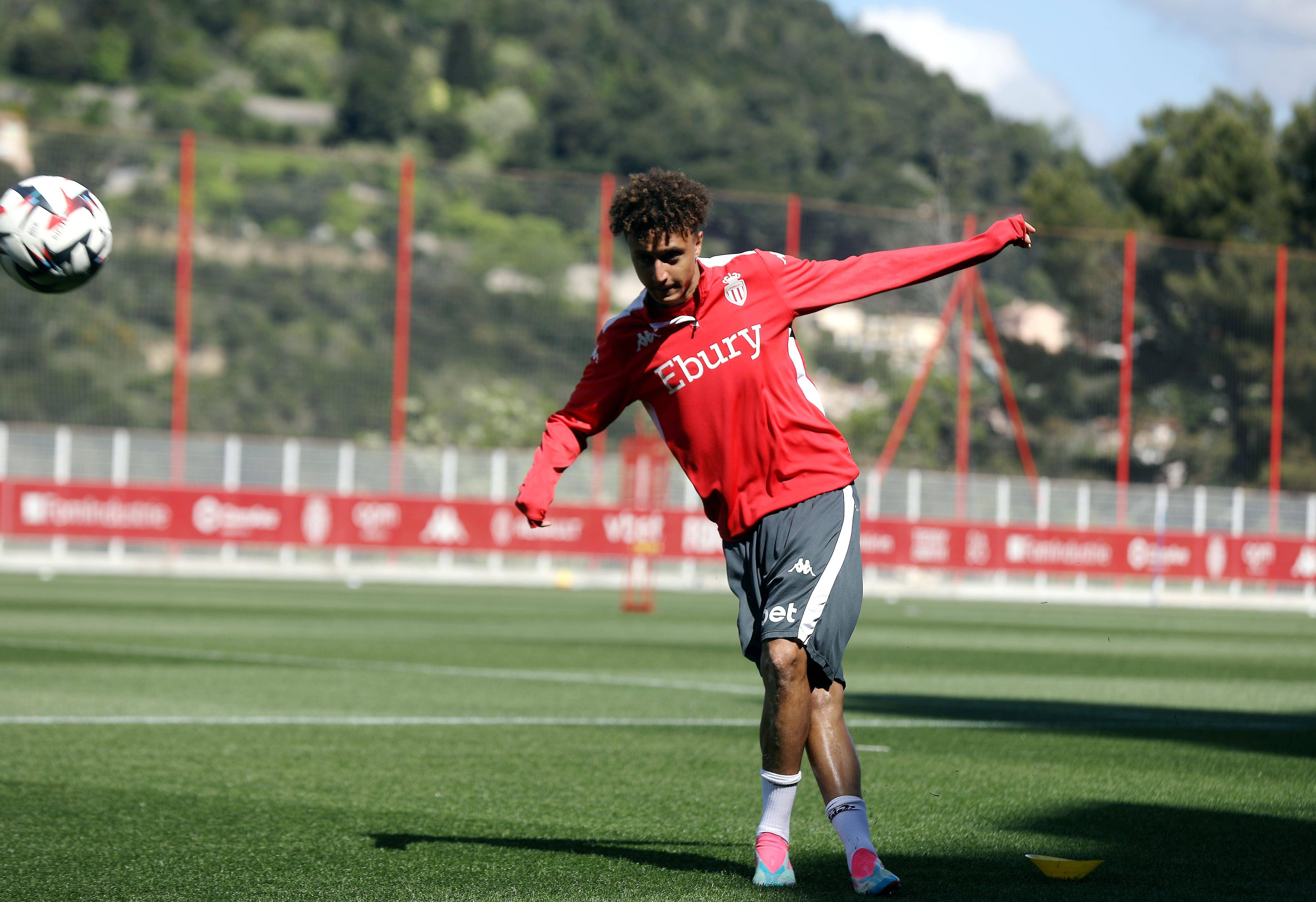 Avenir d'Akliouche et Ben Seghir, premières rumeurs concernant les arrivées... On fait le point sur le mercato de l'AS Monaco