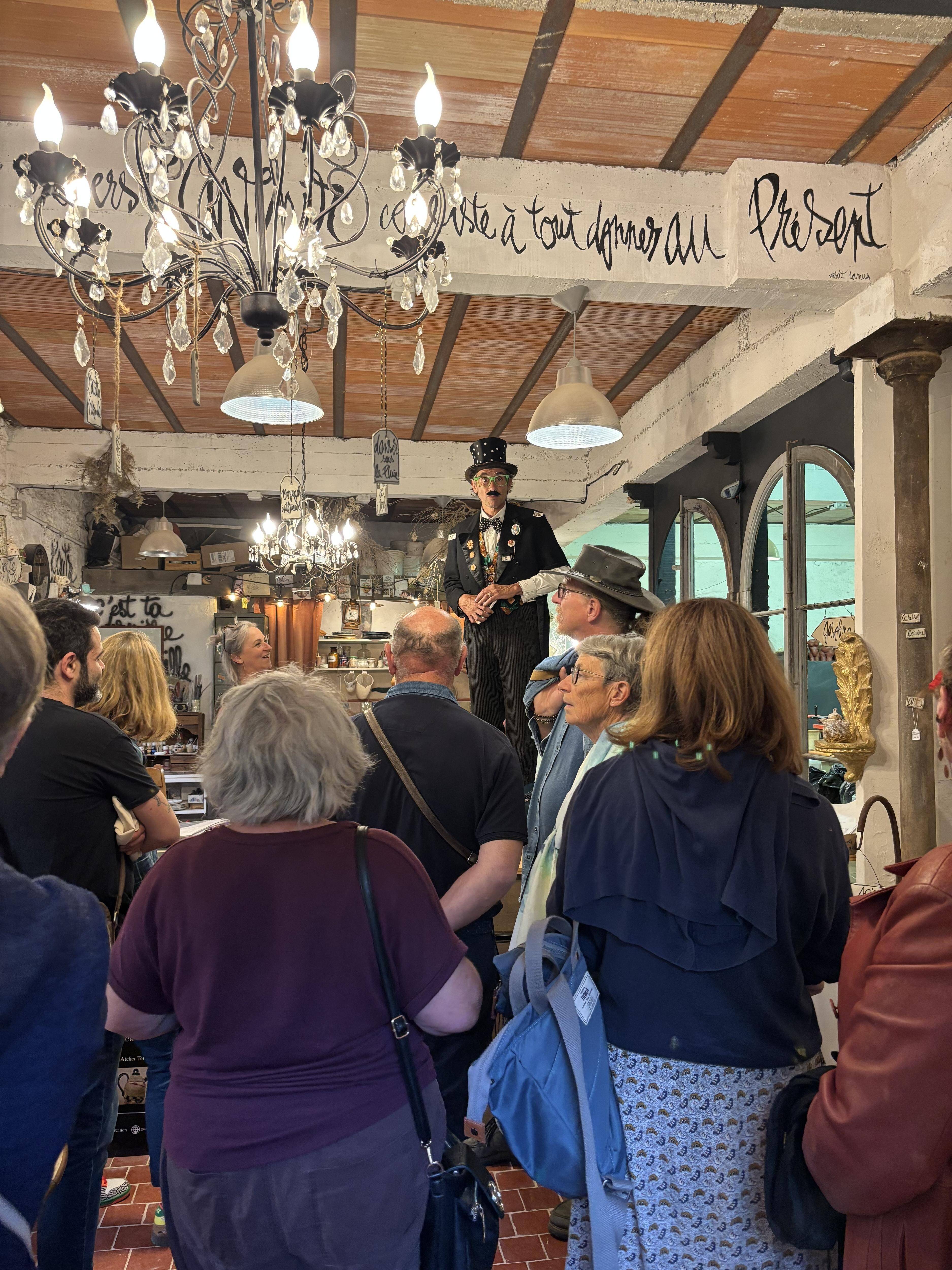 A Salernes, le musée Terra Rosa et la municipalité lance la Tournée des artistes, pour mettre en avant potiers et céramistes