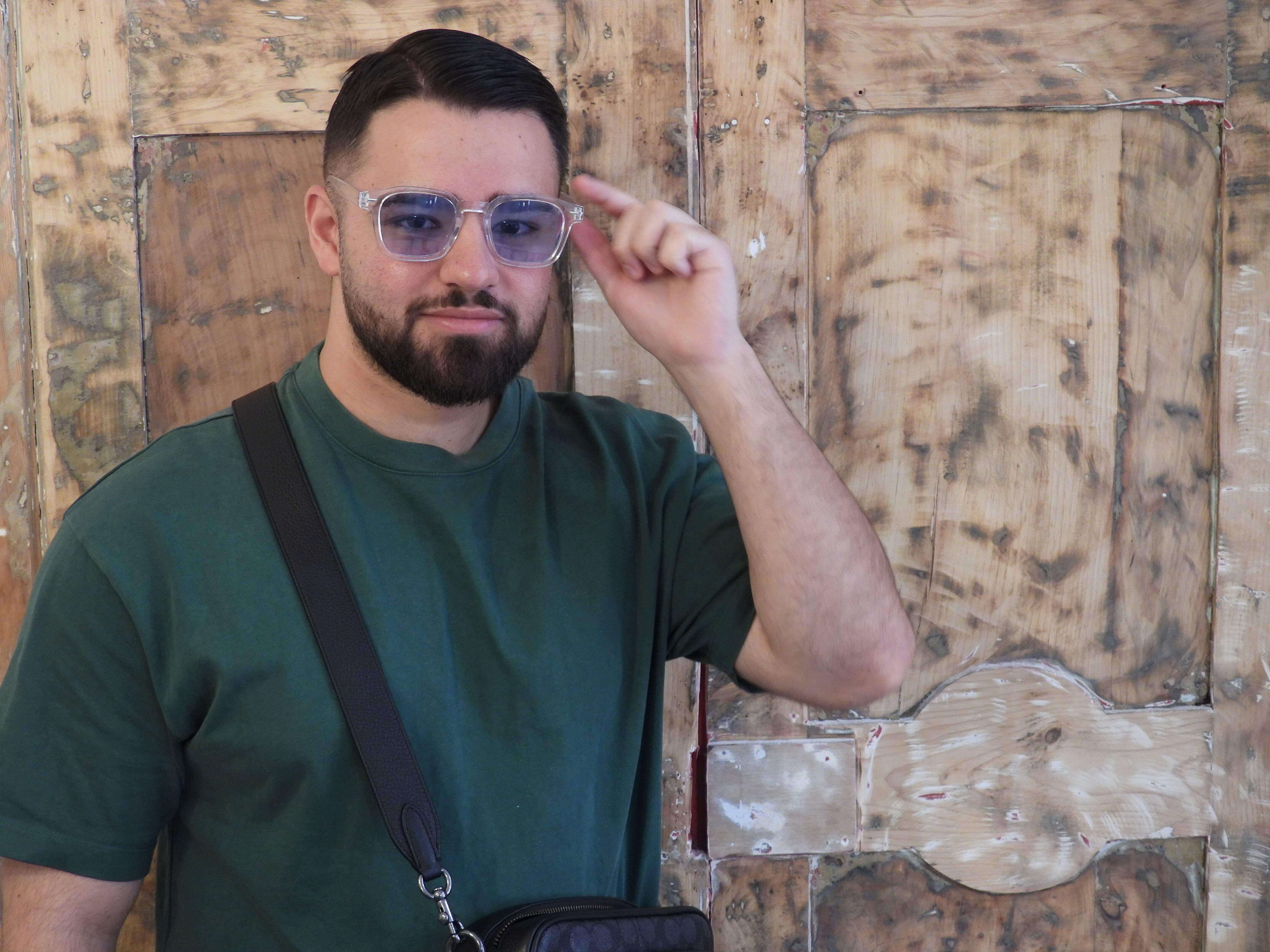 A Saint-Maximin, le chanteur Massimo sort son deuxième album coloré rap-pop