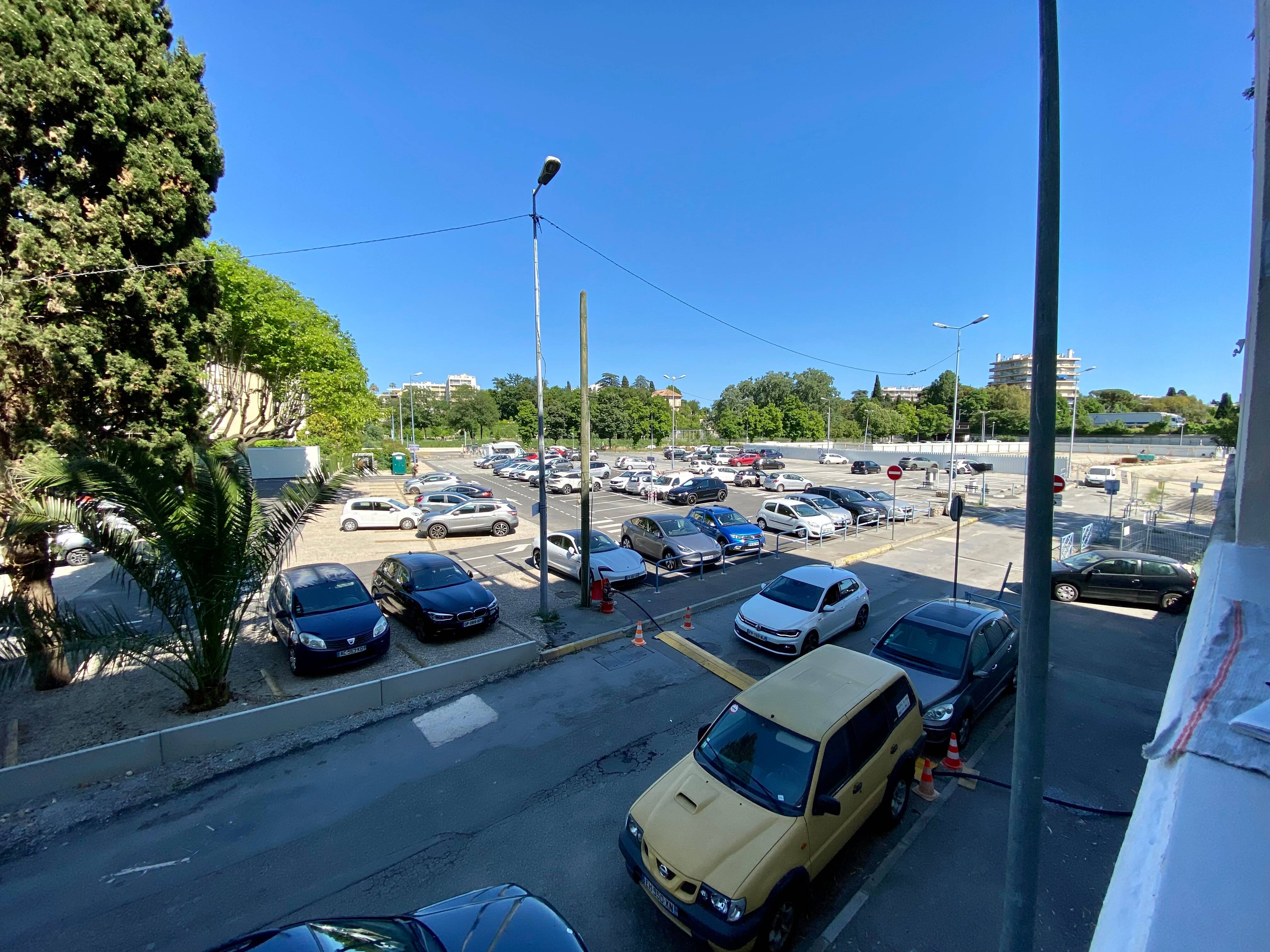 "On dirait qu'ils le font exprès..." À Cagnes-sur-Mer, la patience des riverains du chantier de La Villette mise à rude épreuve