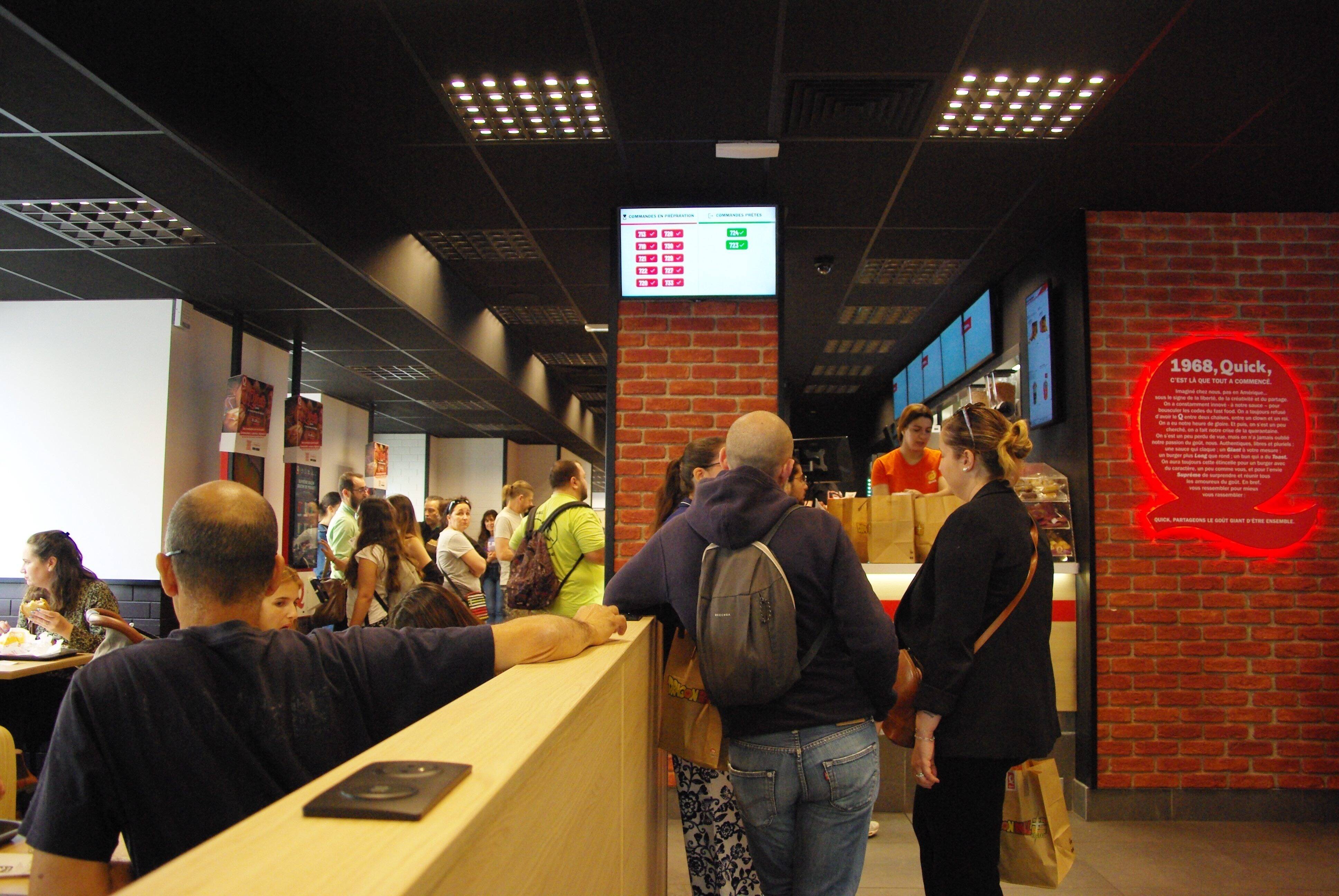 Quelles sont les raisons du succès du Quick de l'avenue Jean-Médecin à Nice?